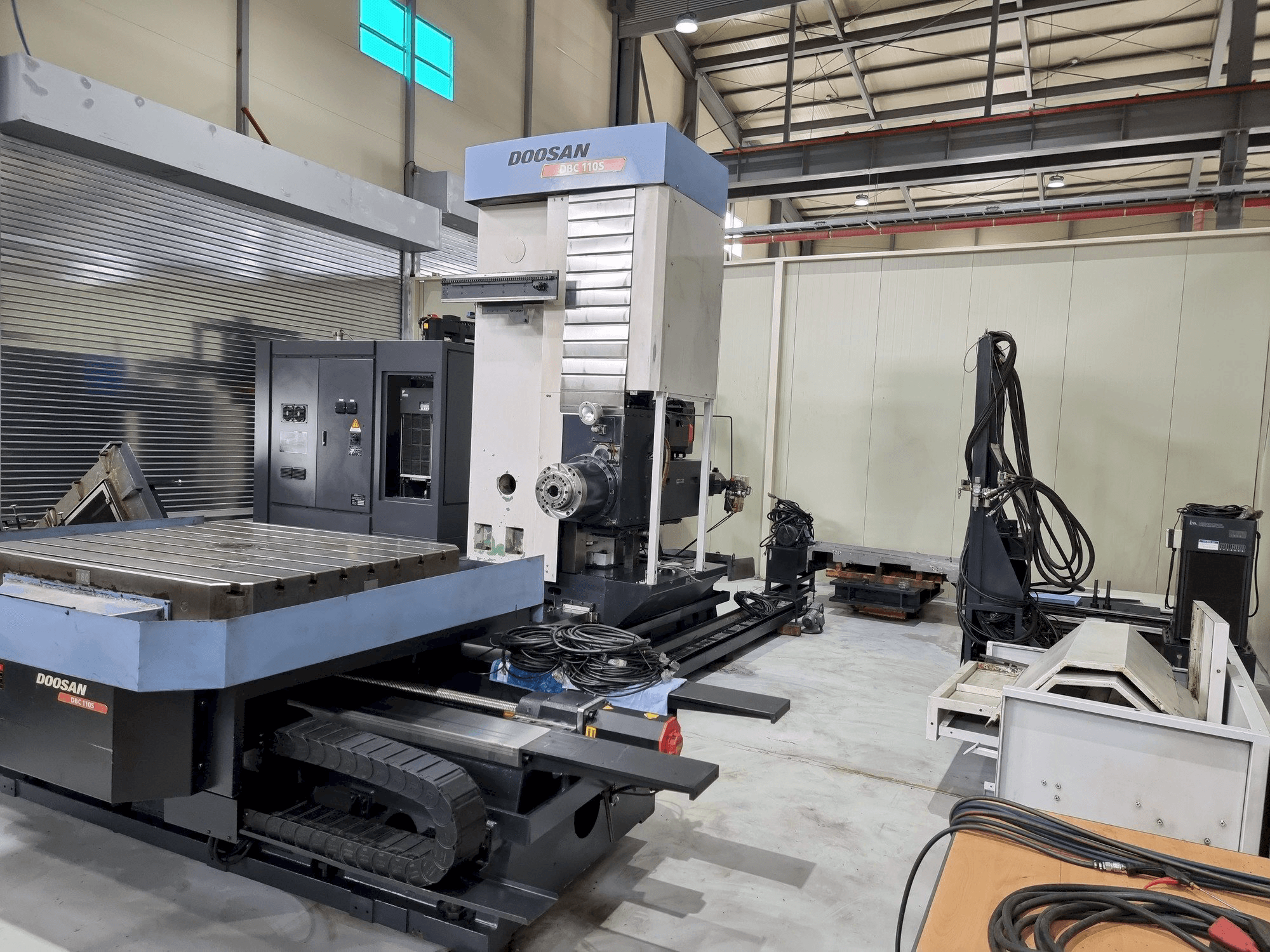 Masina Doosan DBC 110S eestvaade