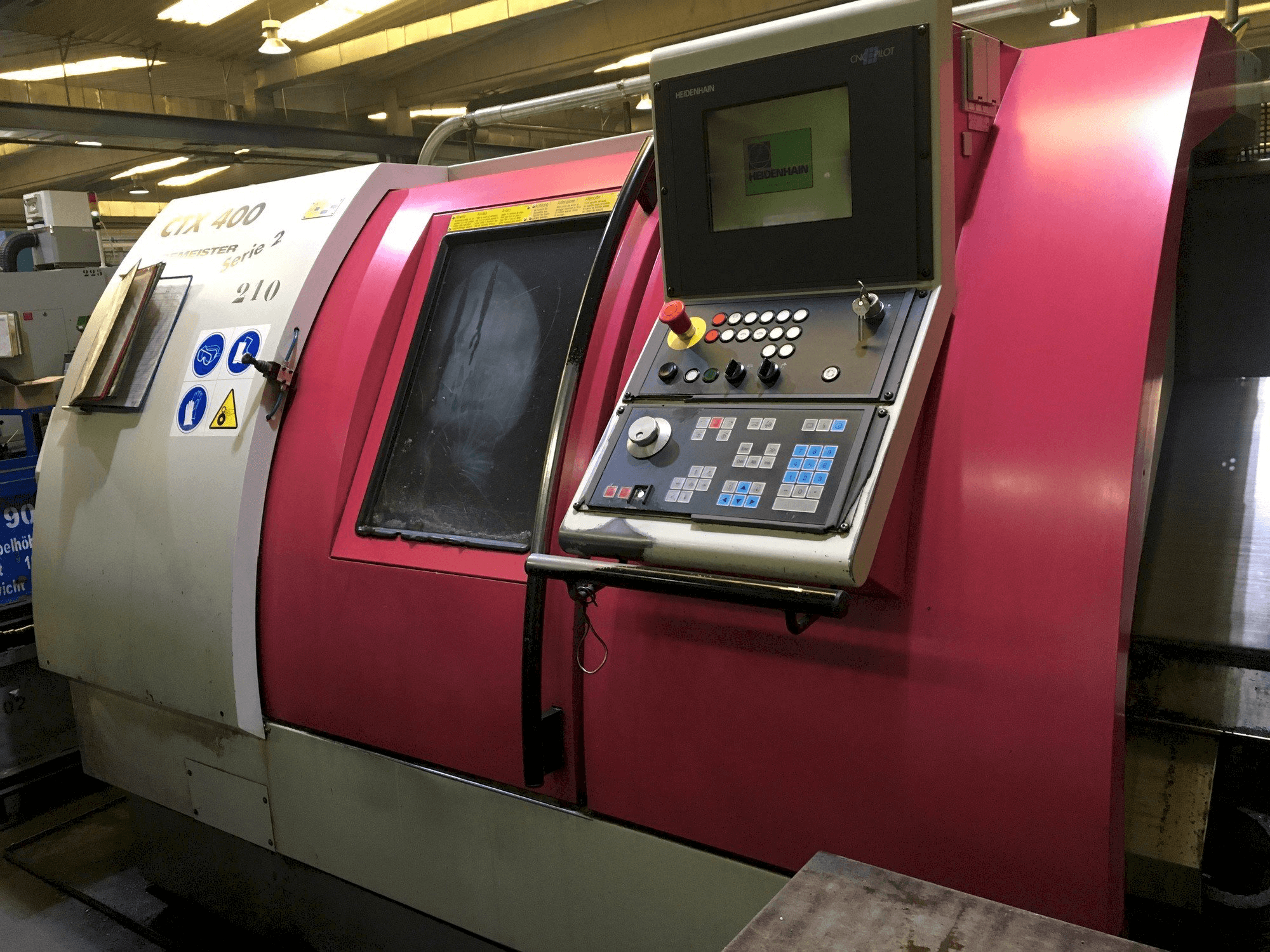 Masina Gildemeister CTX-400 S2 eestvaade