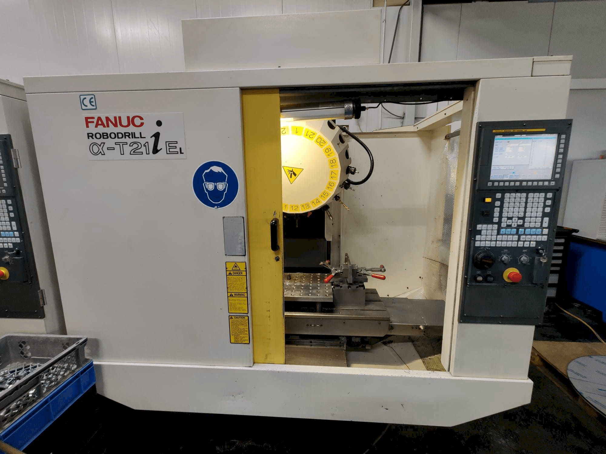 Masina FANUC Robodrill α-T21iEL eestvaade