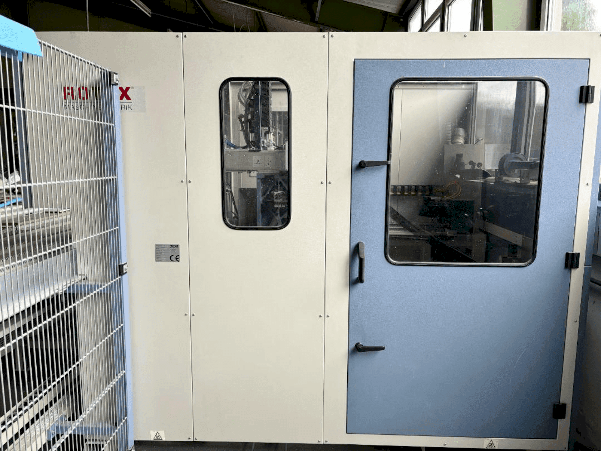 Masina Rotox EPA 572 eestvaade