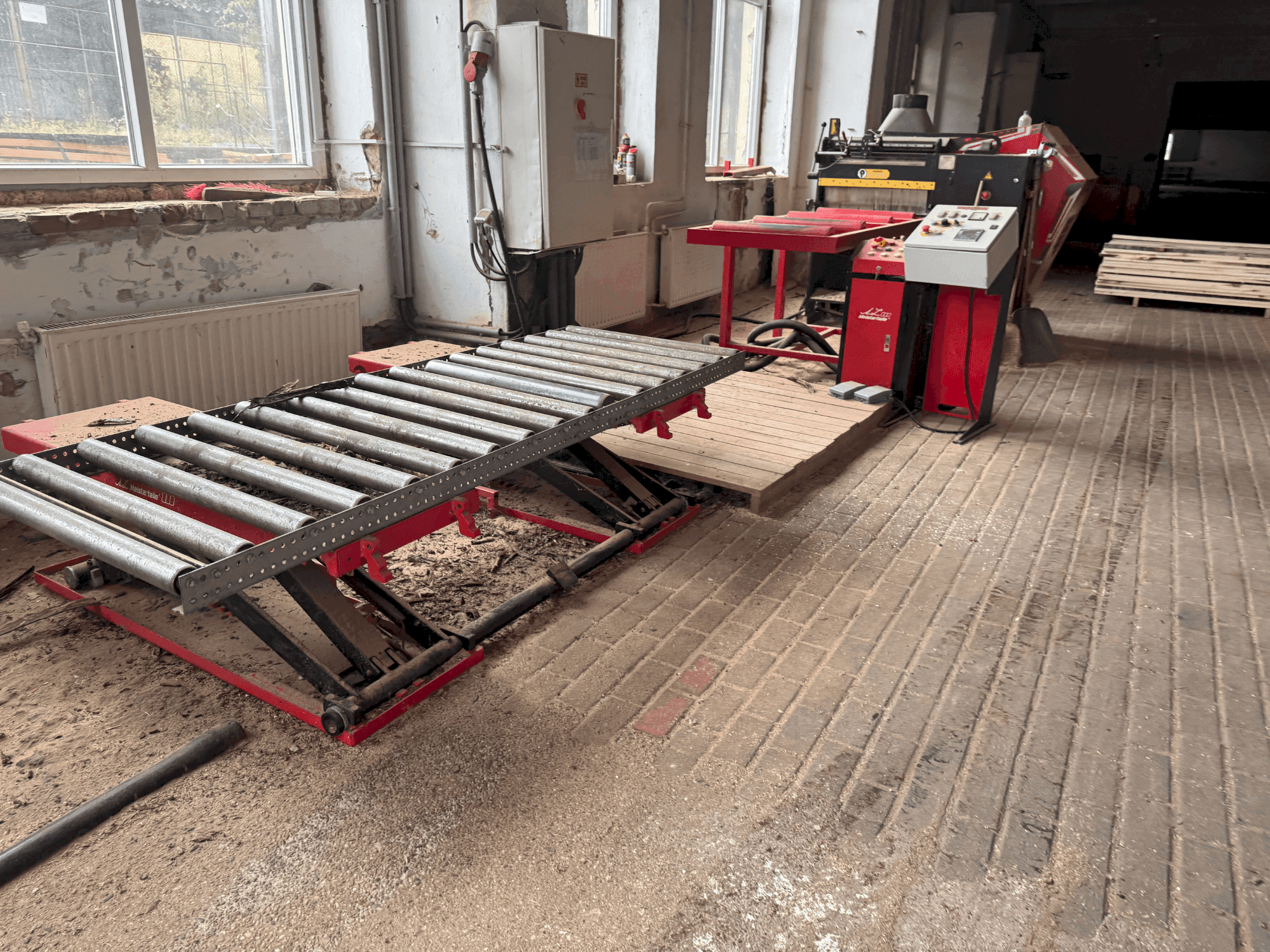 Masina WRAVOR Multirip 750 20-100 eestvaade