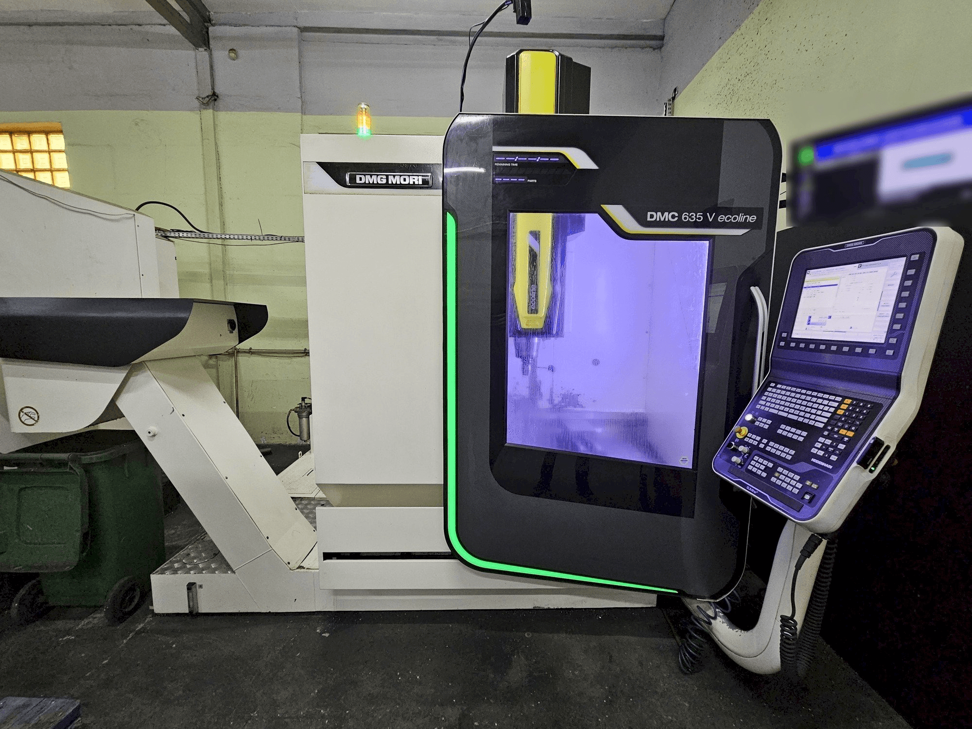 Masina DMG MORI DMC 635V ecoline eestvaade