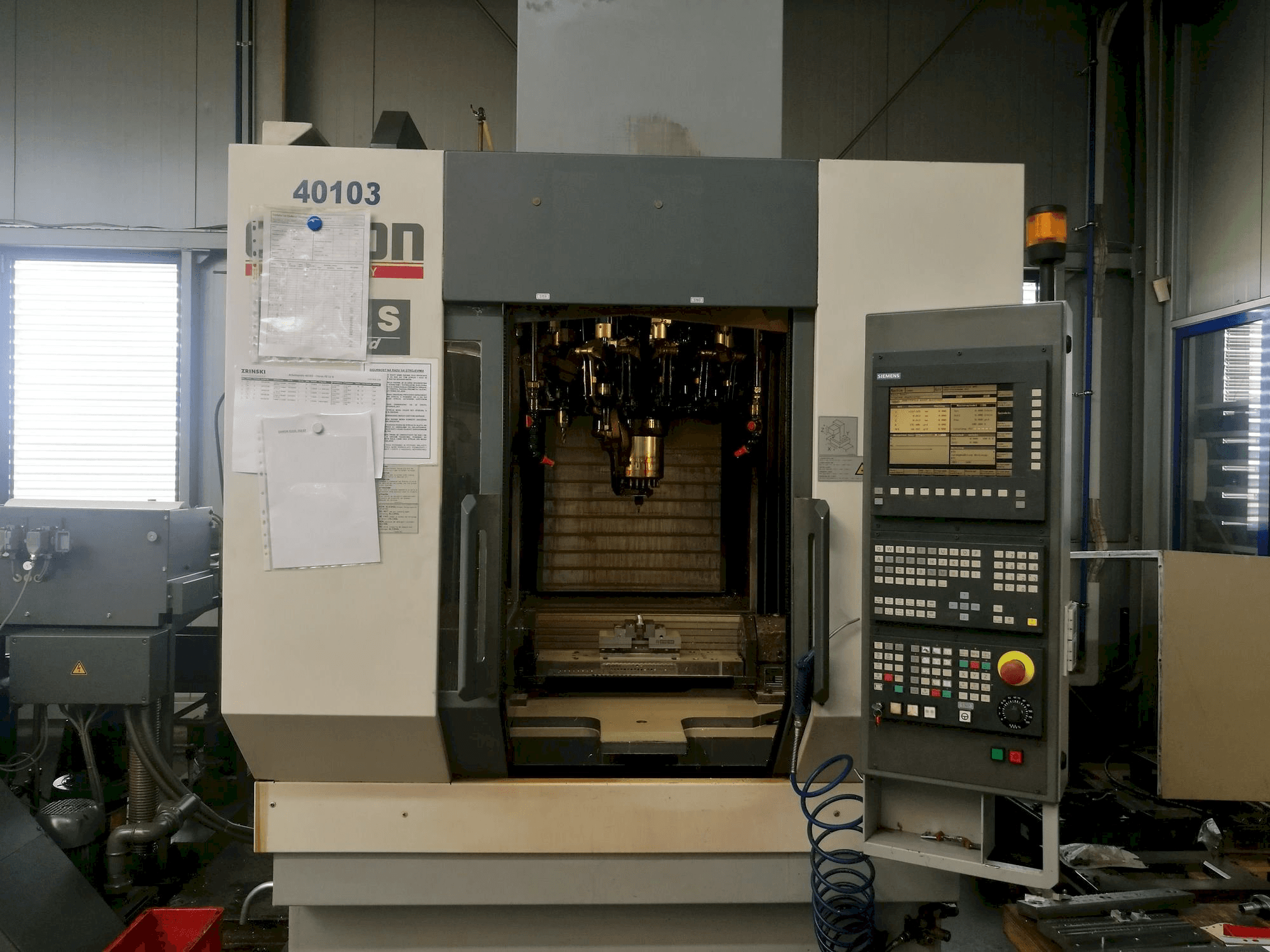 Masina CHIRON FZ12S eestvaade