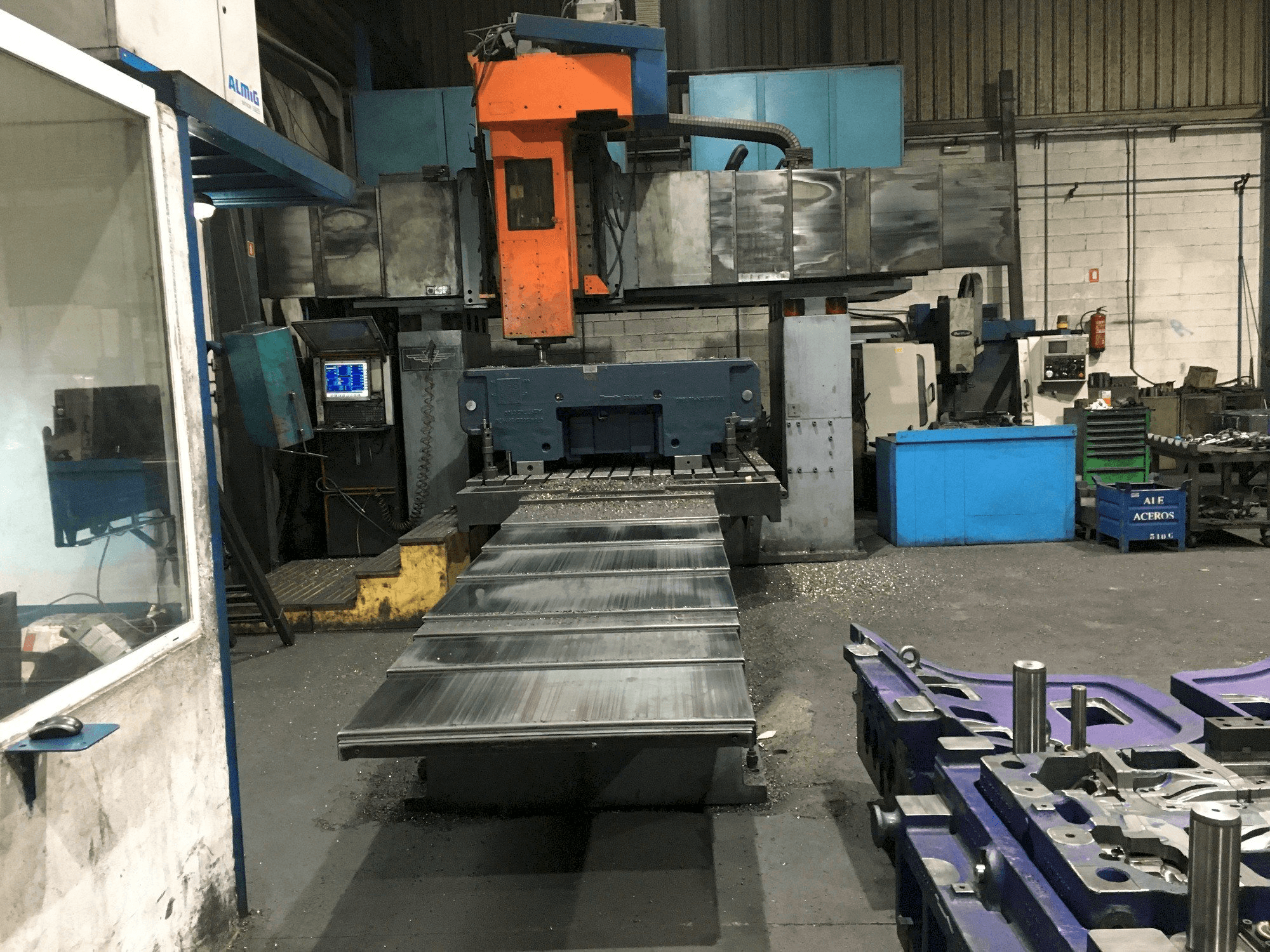 Masina DYE FPF-2C-NC eestvaade