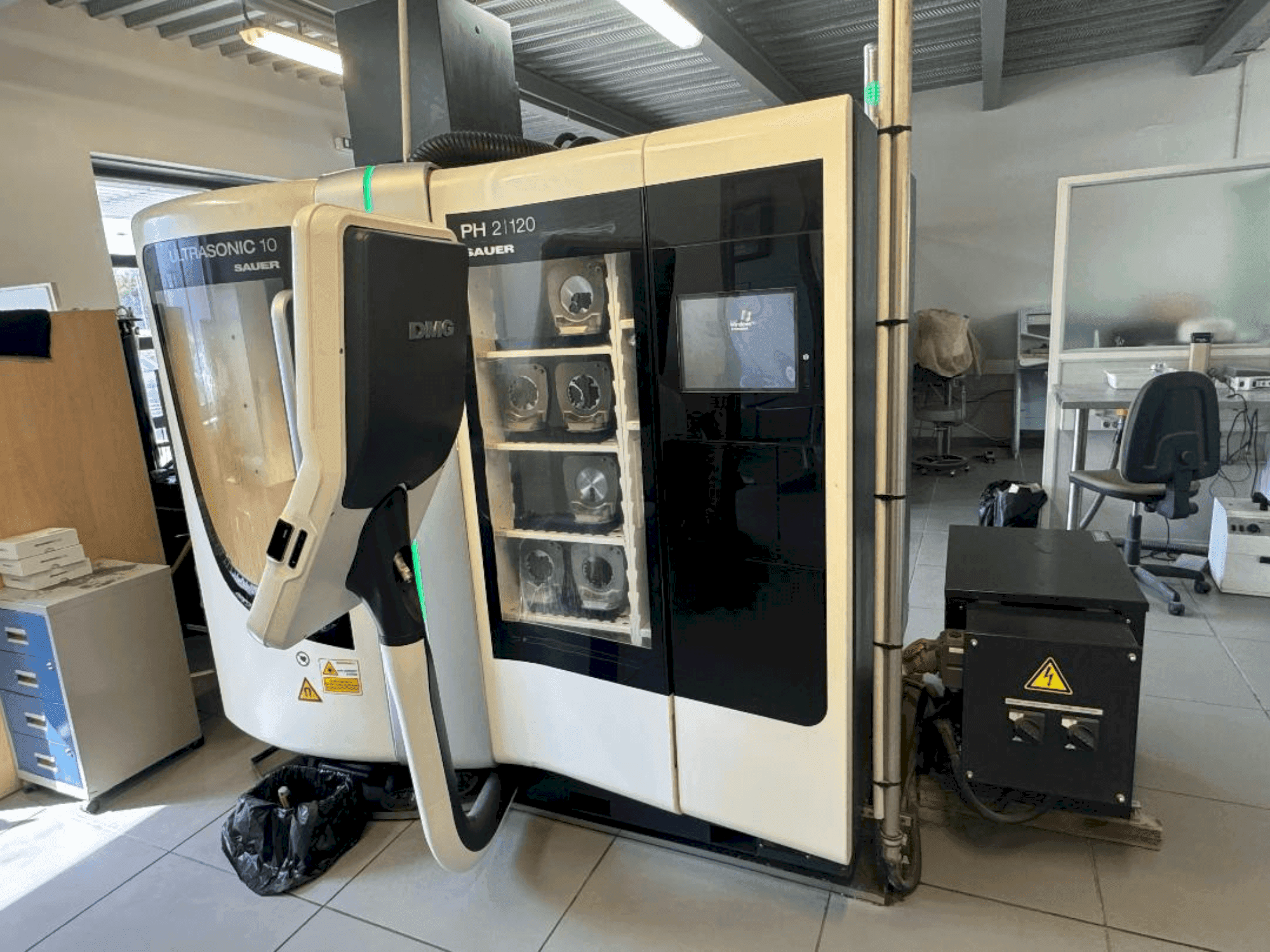 Masina DMG ULTRASONIC 10/ DENTAL 10 eestvaade