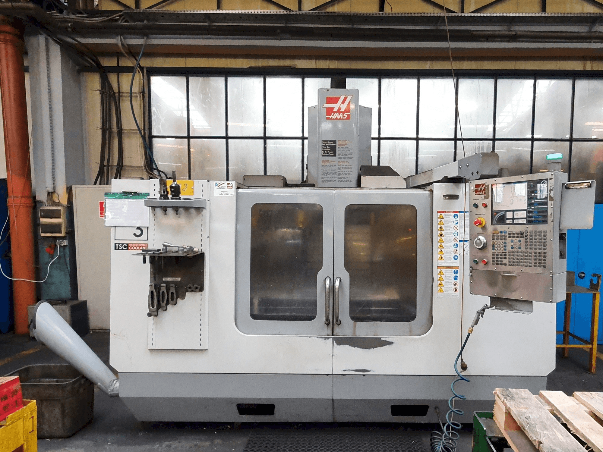 Masina HAAS VF-3 BHE eestvaade
