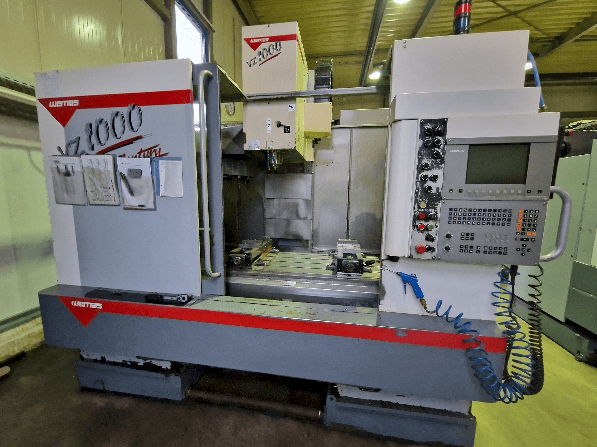 Masina WEMAS VZ 1000 eestvaade