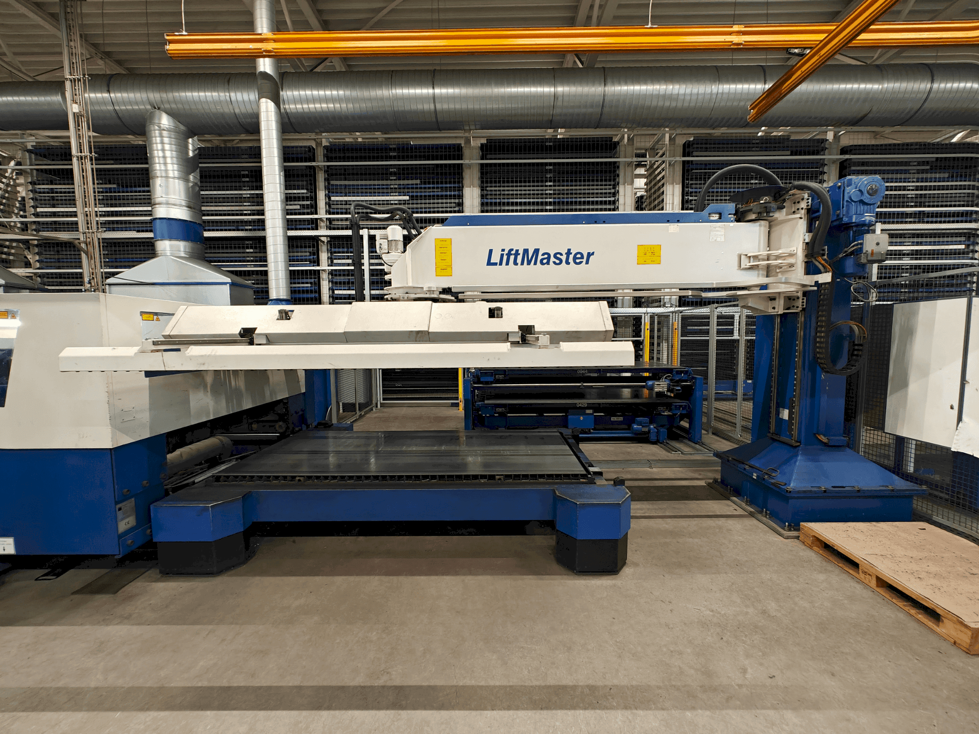 Masina TRUMPF Trumatic L3050 eestvaade