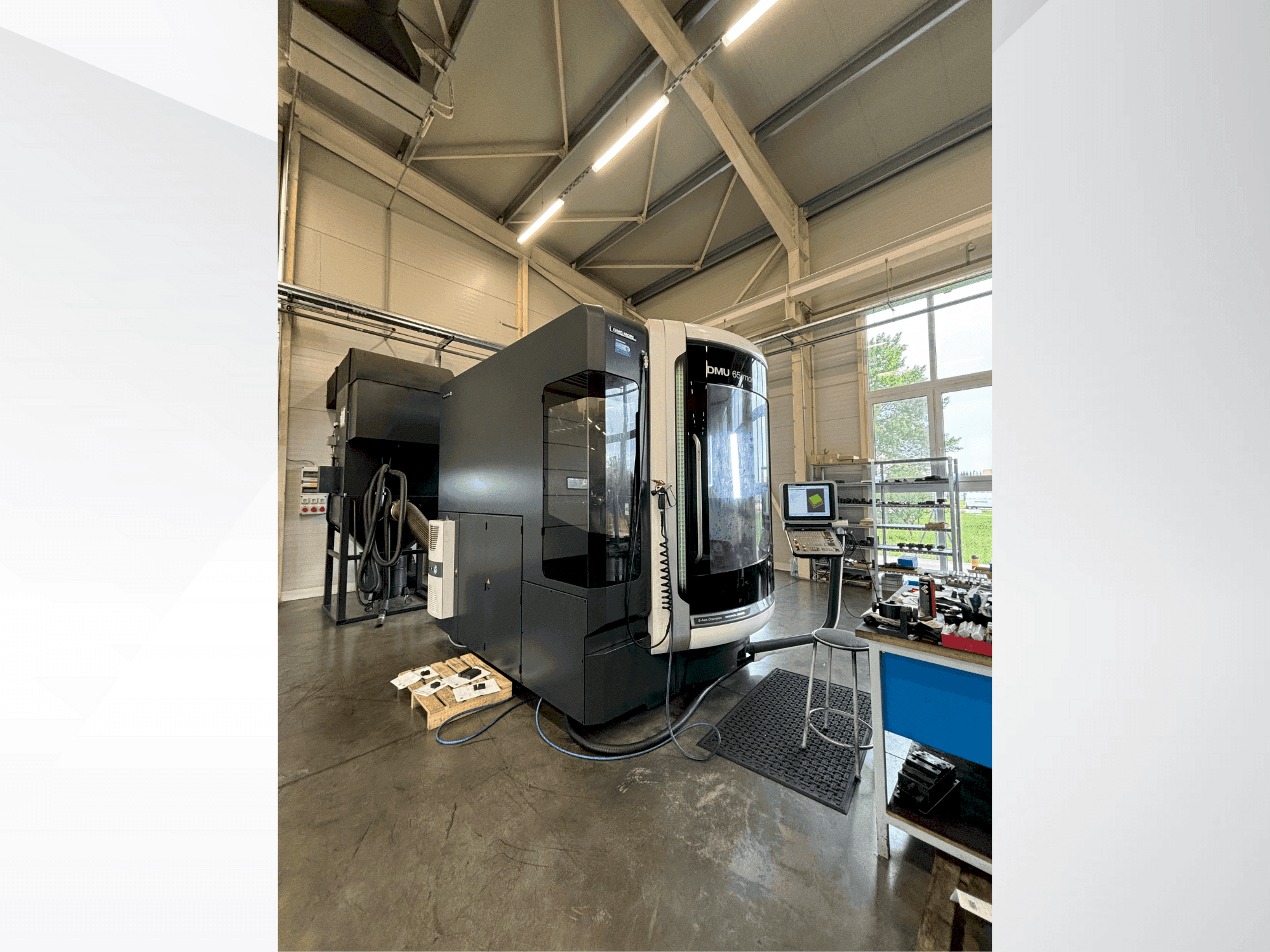 Masina DECKEL MAHO DMU 65 monoBLOCK eestvaade