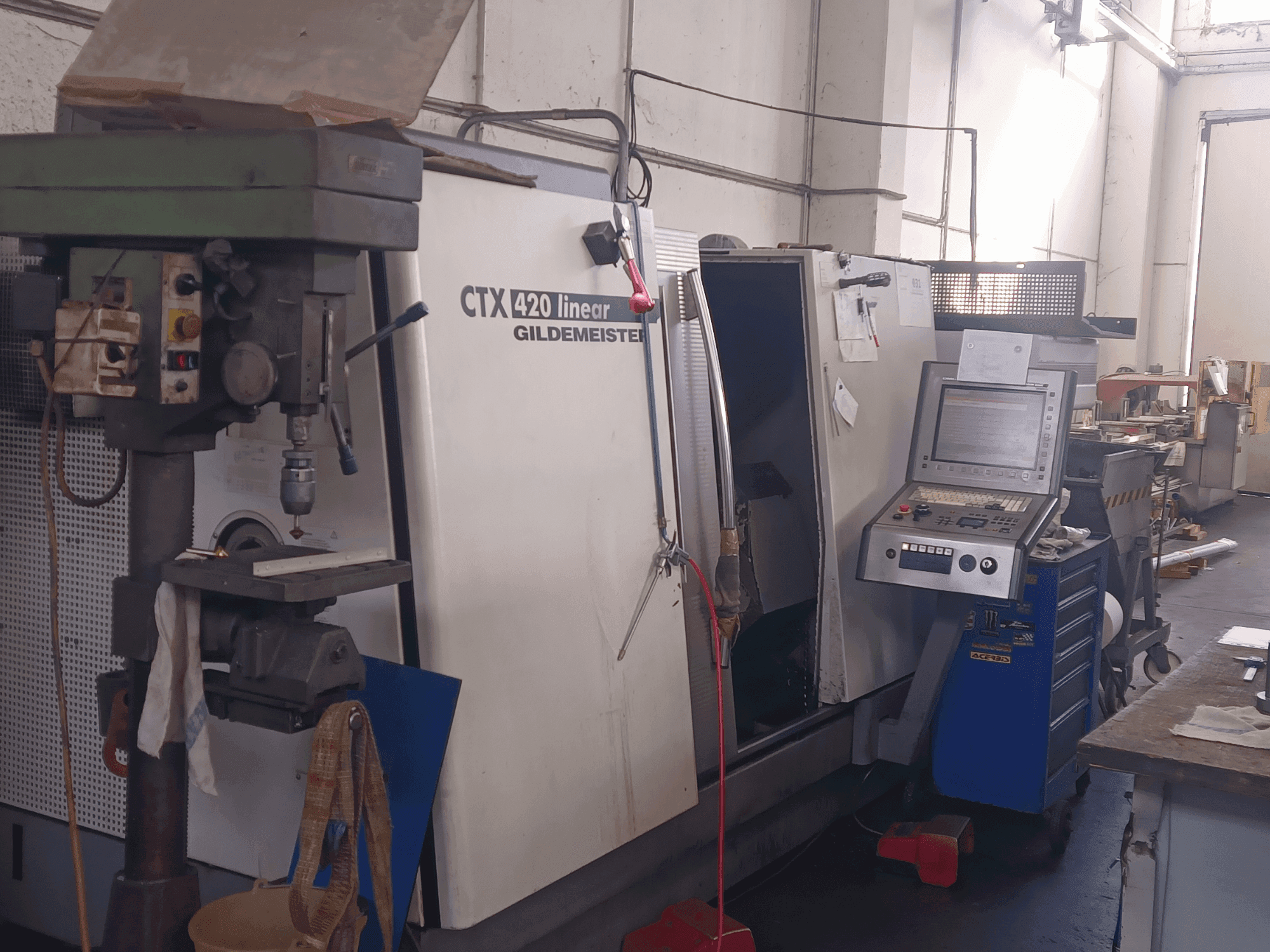 Masina Gildemeister CTX 420 Linear eestvaade