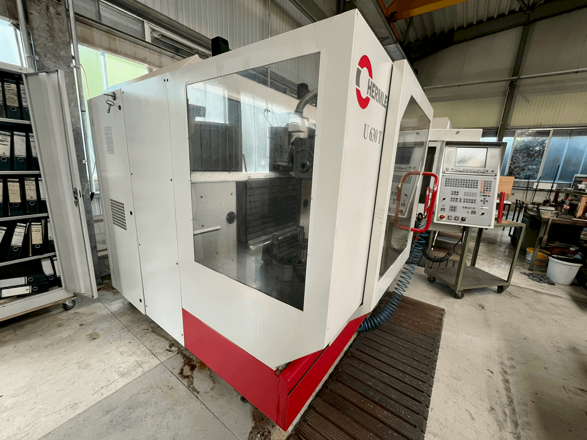 Masina HERMLE U 630 T eestvaade