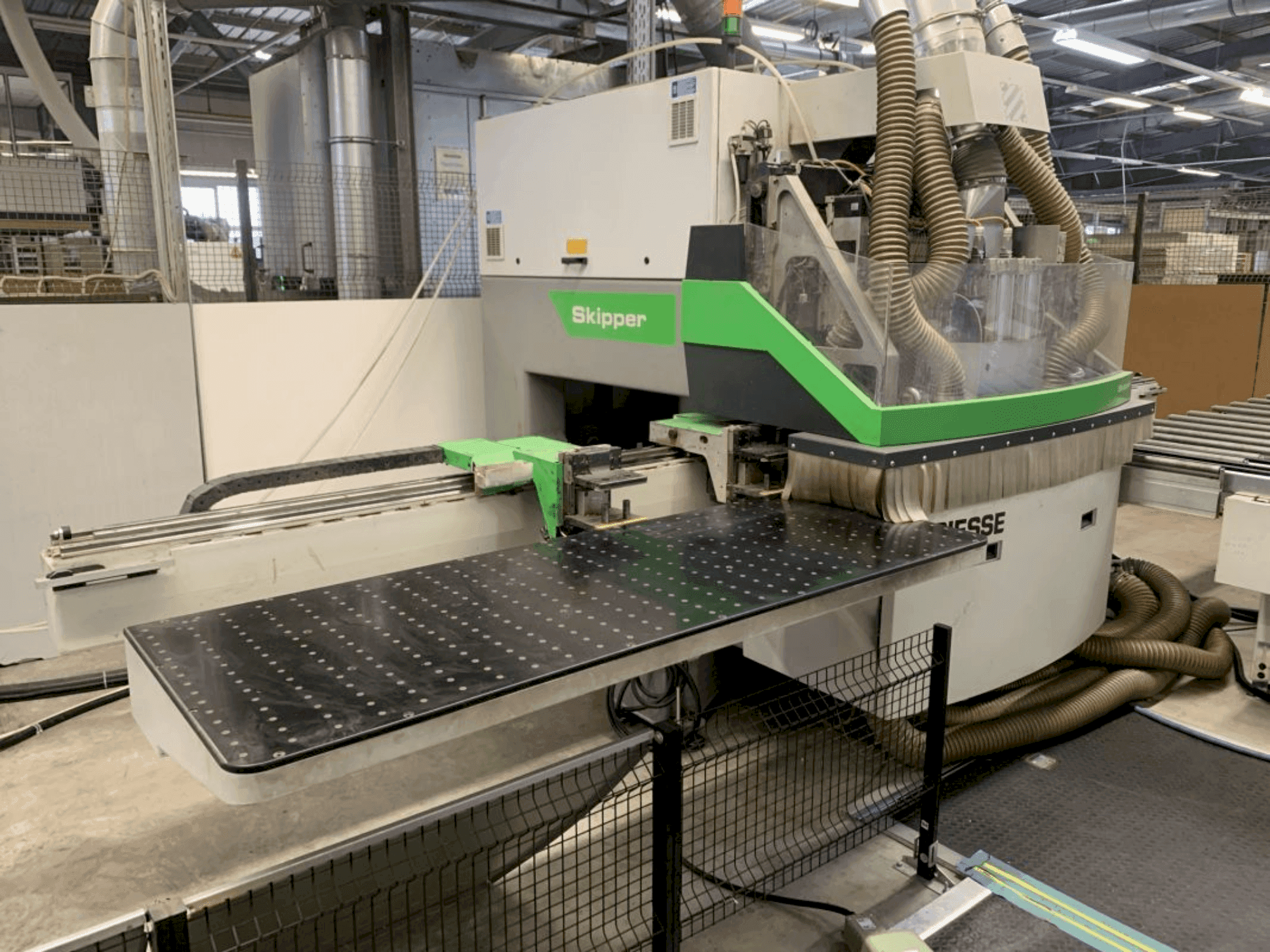 Masina BIESSE Skipper 130 eestvaade