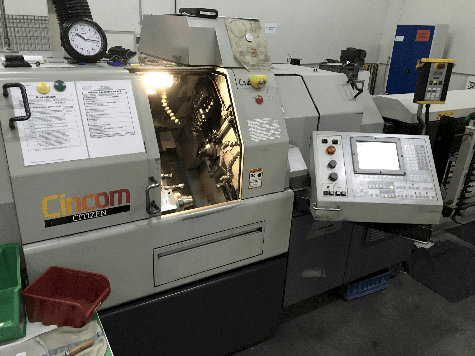 Masina Citizen Cincom L32 eestvaade