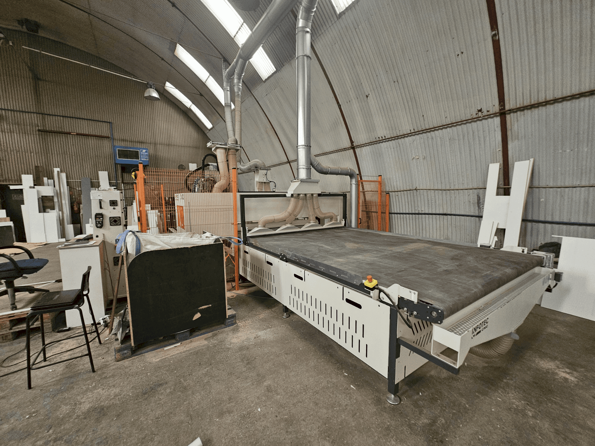 Masina INFOTEC 3121 PRO EVO eestvaade