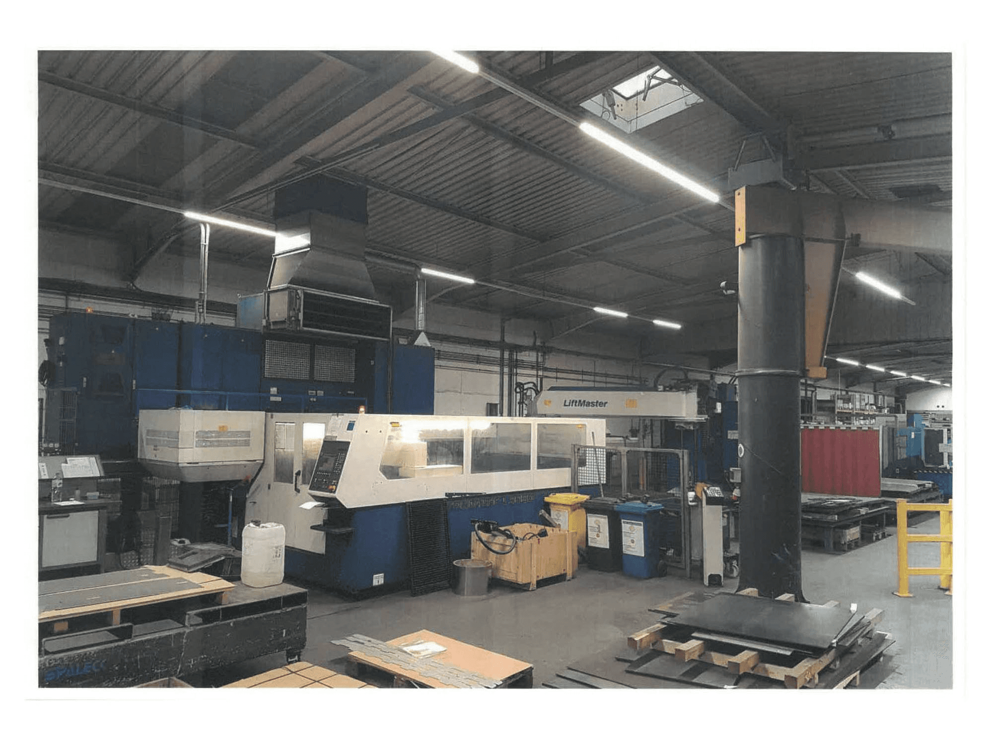 Masina TRUMPF Laser 30/30 eestvaade