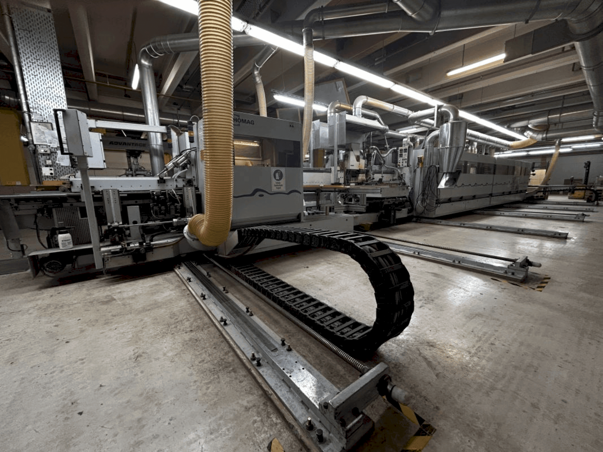 Masina HOMAG WEEKE PROFI KFL20/29/QA/25 eestvaade