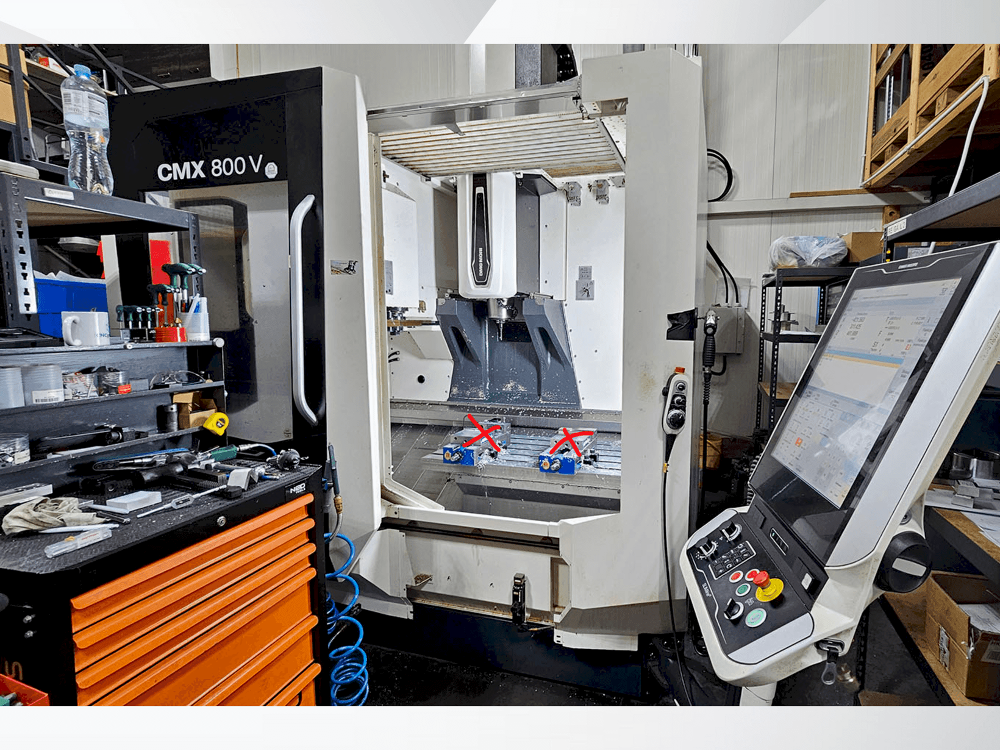 Masina DMG CMX 800V eestvaade