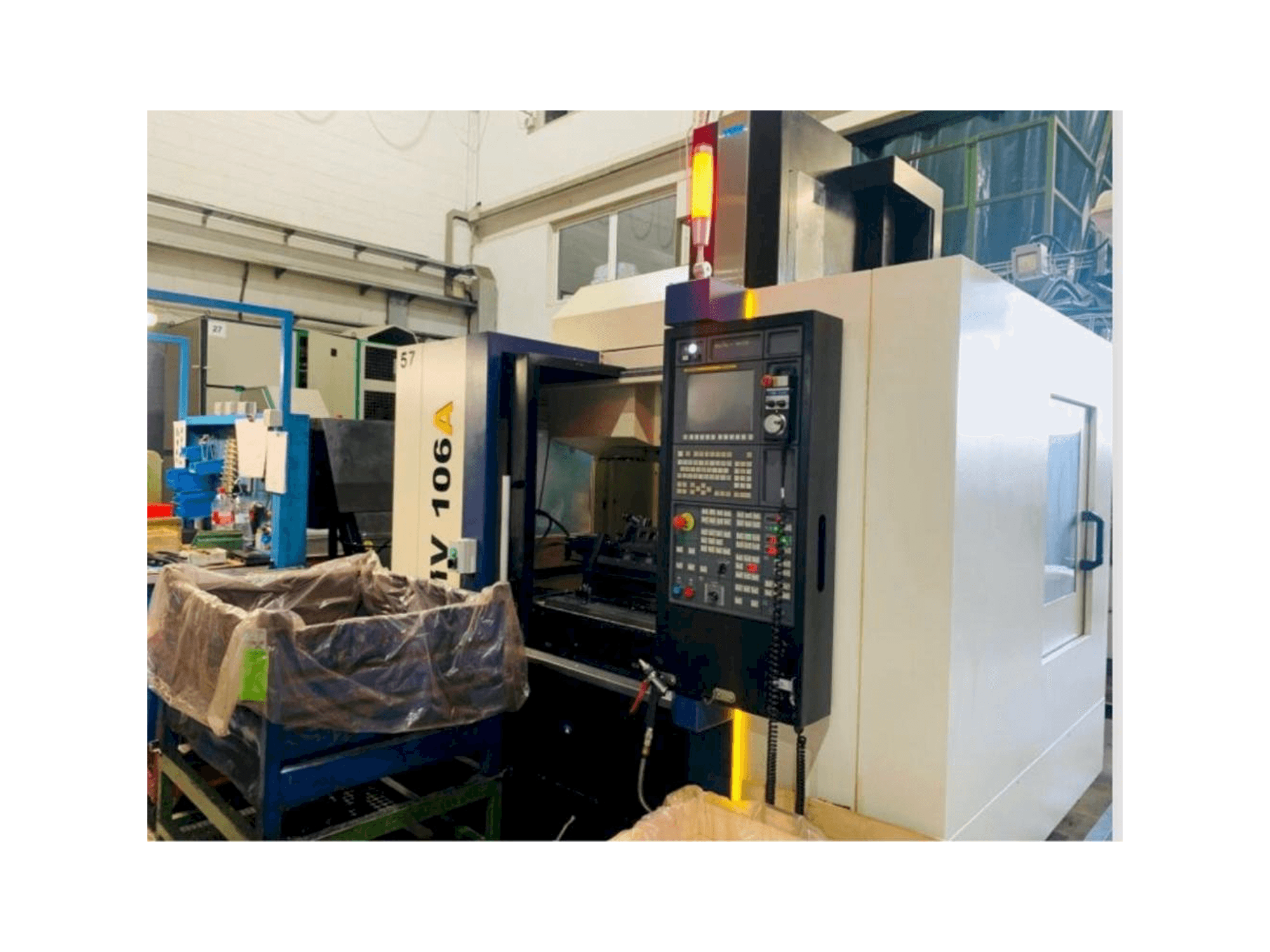 Masina YCM NMV106A eestvaade