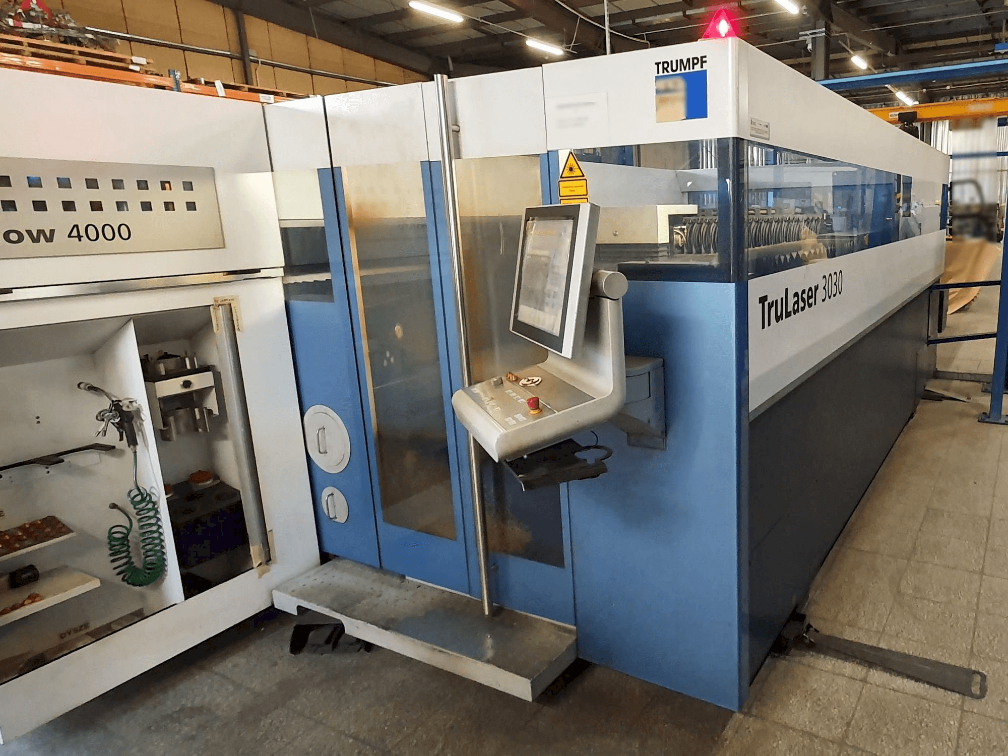 Masina Trumpf TruLaser 3030 eestvaade