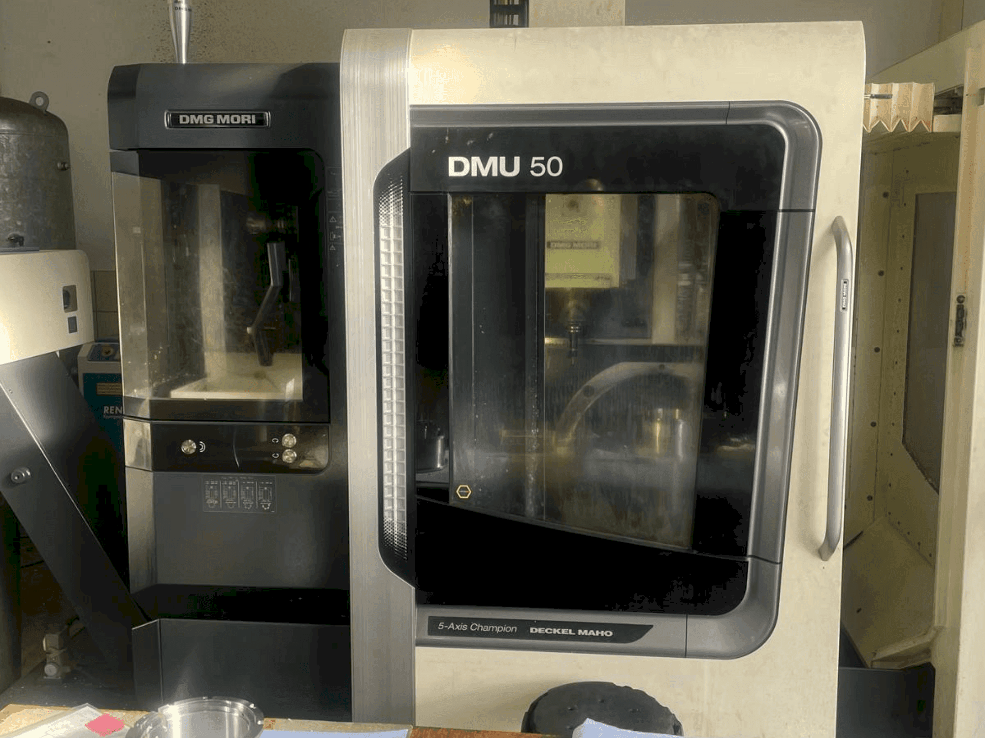 Masina DMG MORI DMU 50 eestvaade