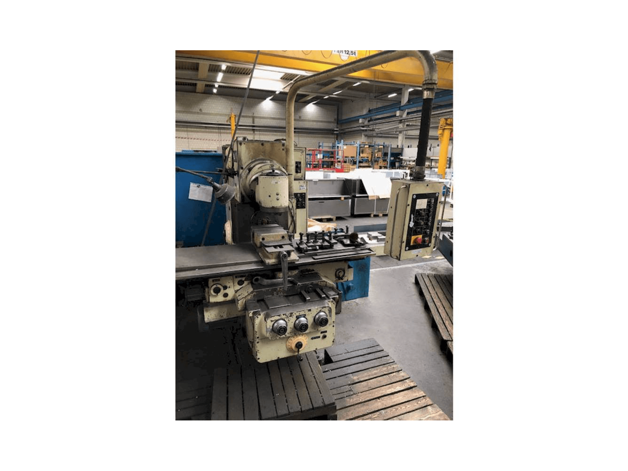 Masina ELEKTRONIK F400-E eestvaade