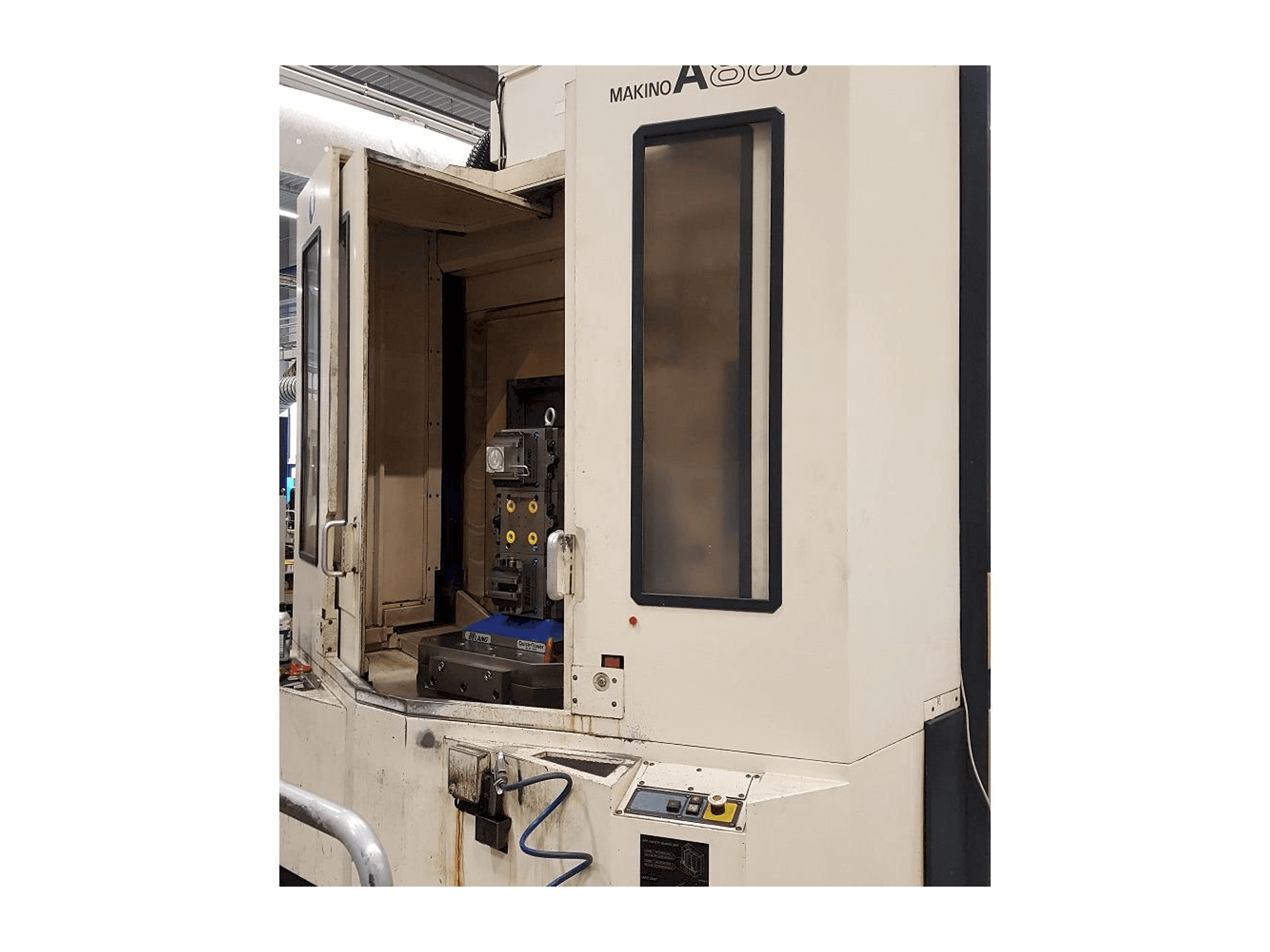 Masina Makino A88E eestvaade