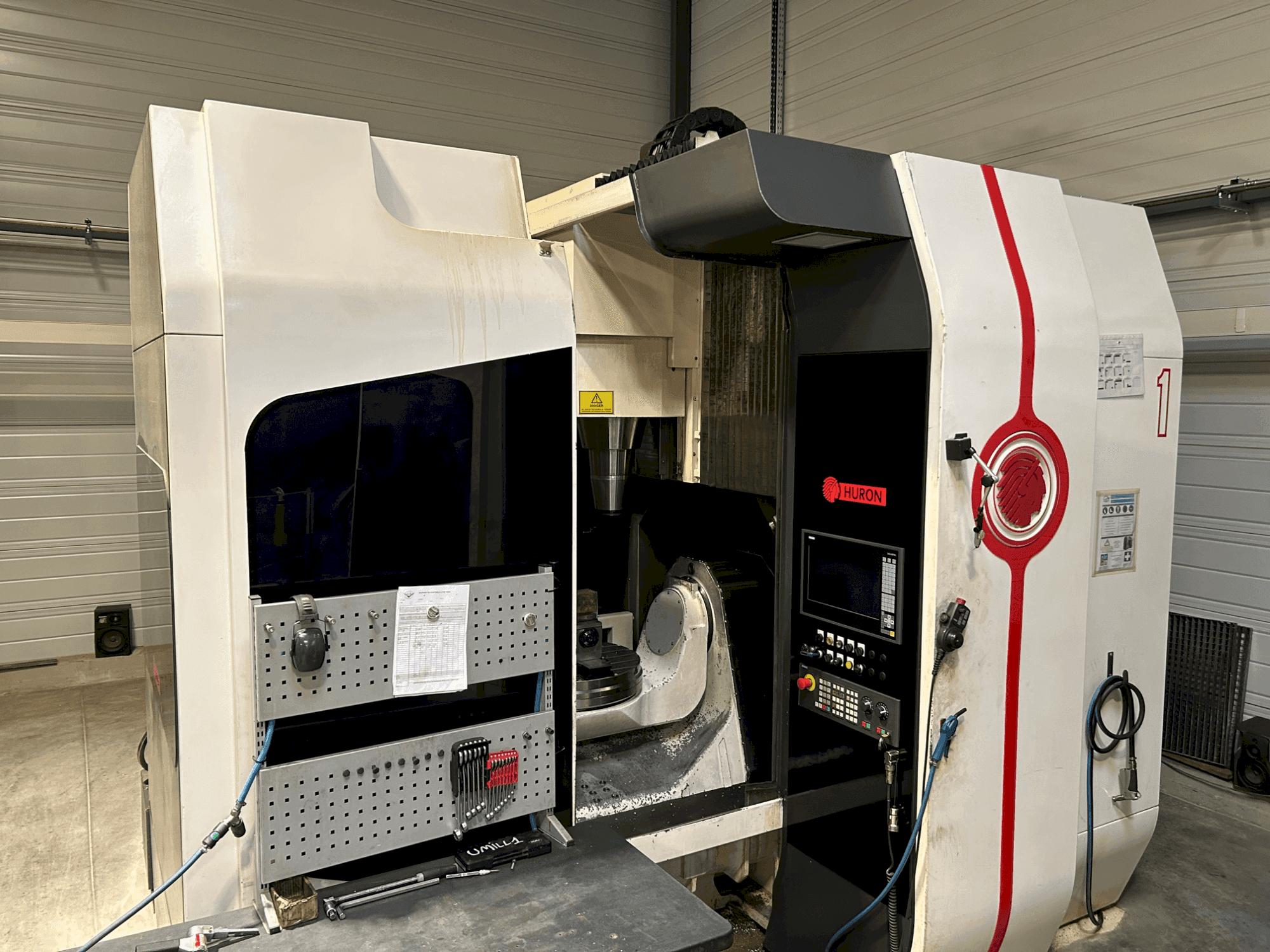 Masina Huron UMILL 6 eestvaade