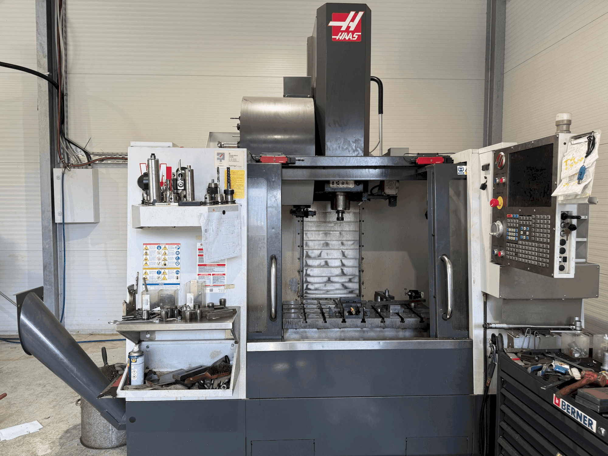 Masina HAAS VM-2 eestvaade