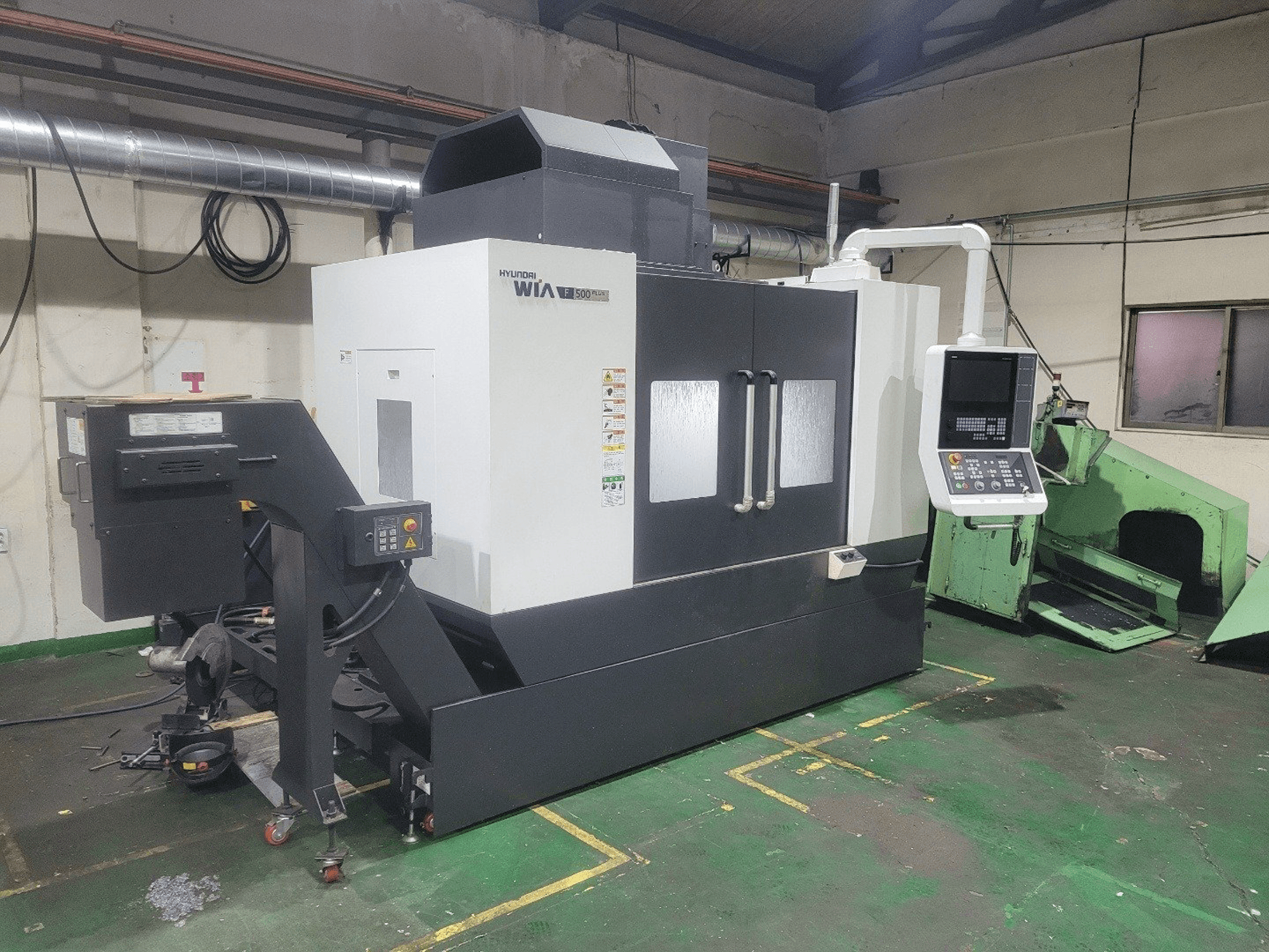 Masina Hyundai Wia F500 PLUS eestvaade