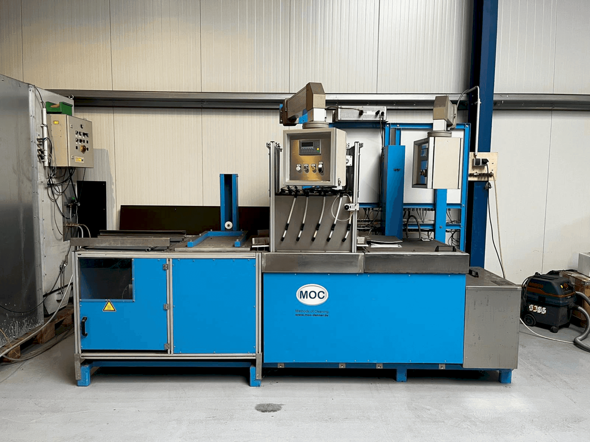 Masina MOC Danner S60 eestvaade