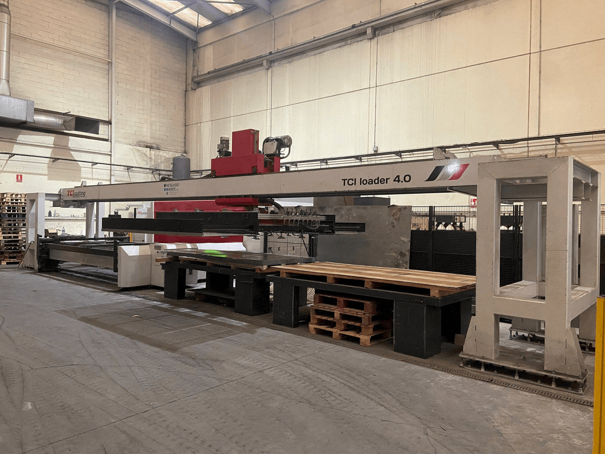 Masina TCI Smartline Fiber 4020 eestvaade