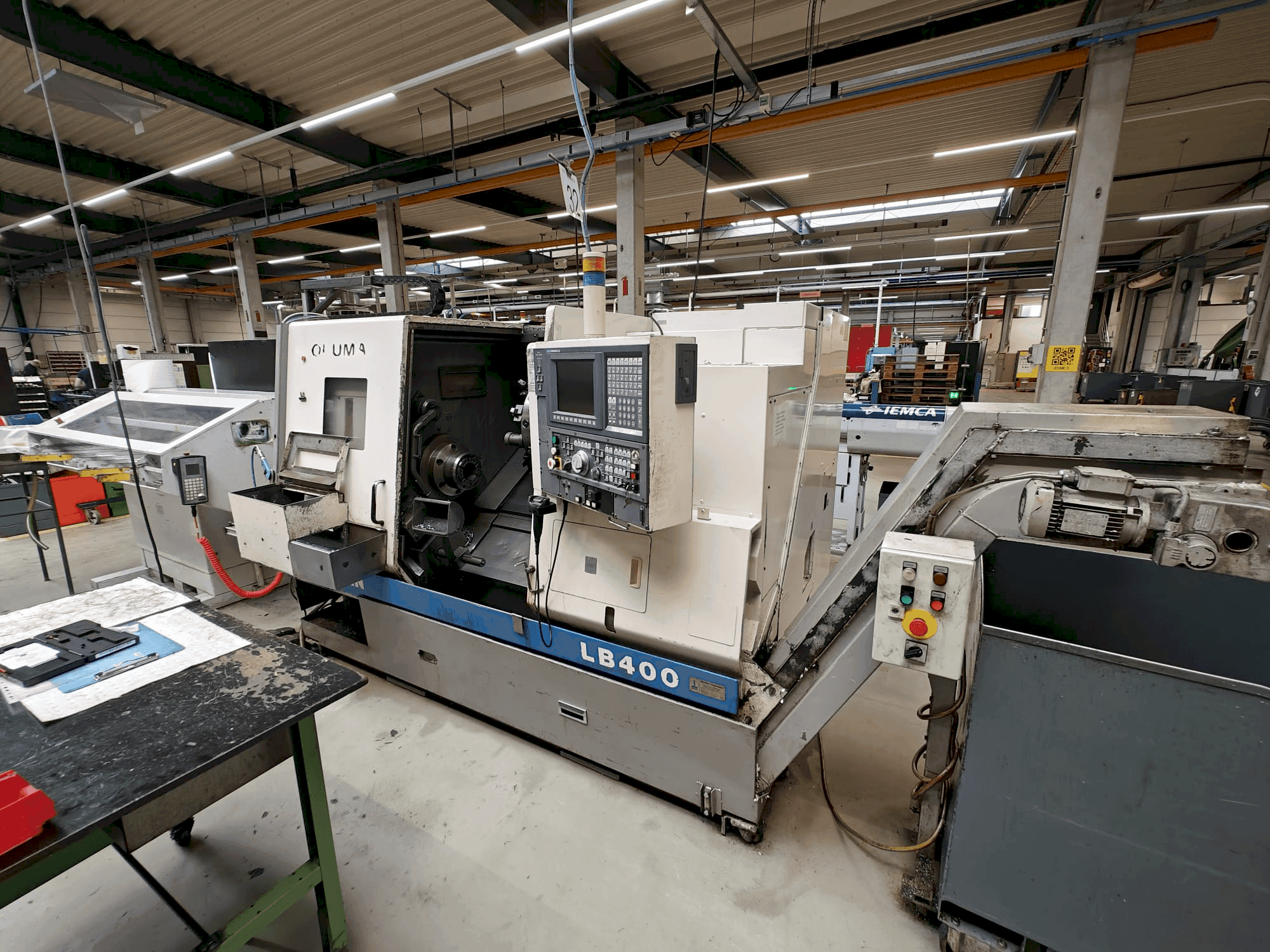 Masina Okuma LB400 eestvaade