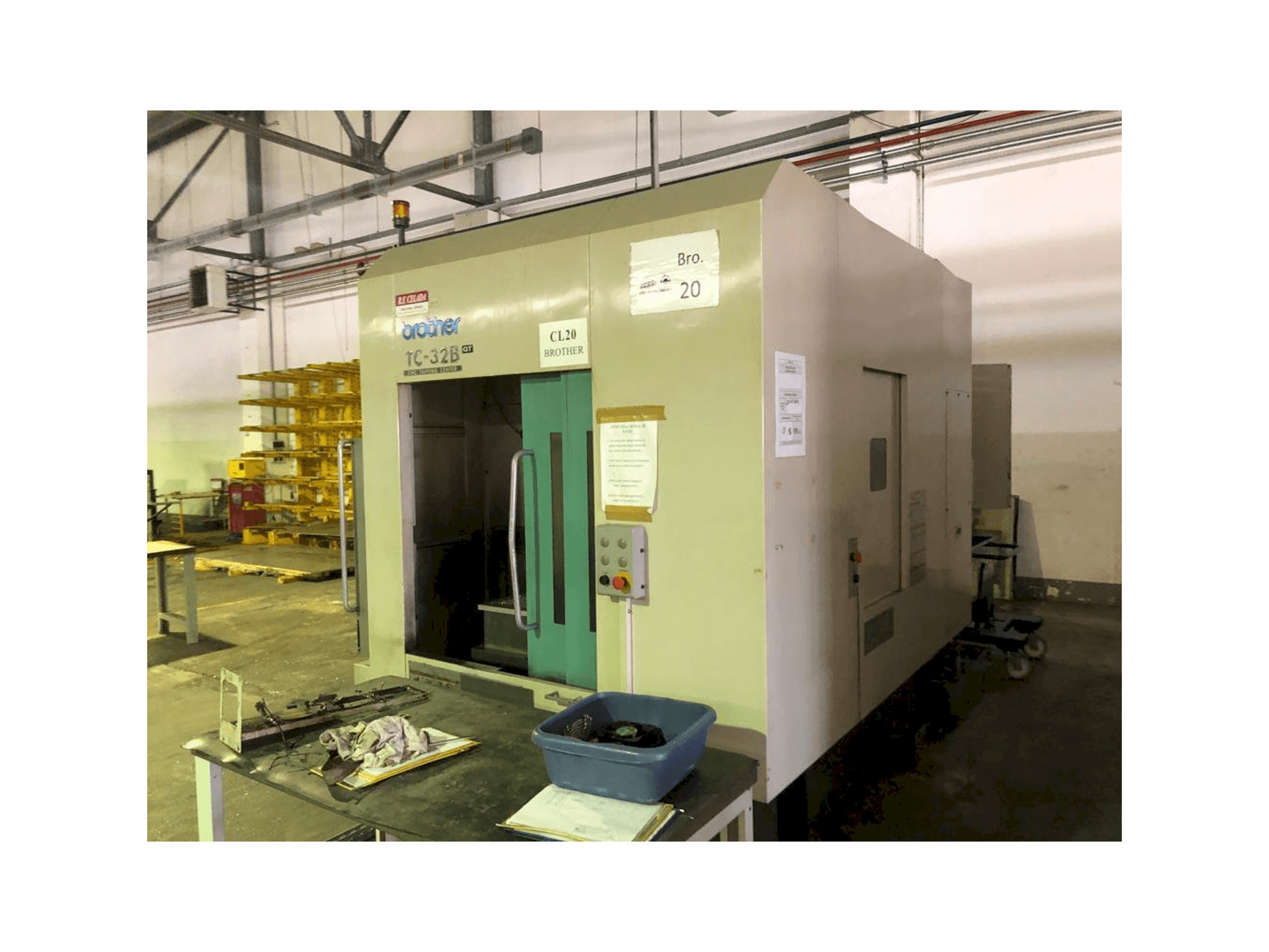 Masina Brother TC 32B eestvaade