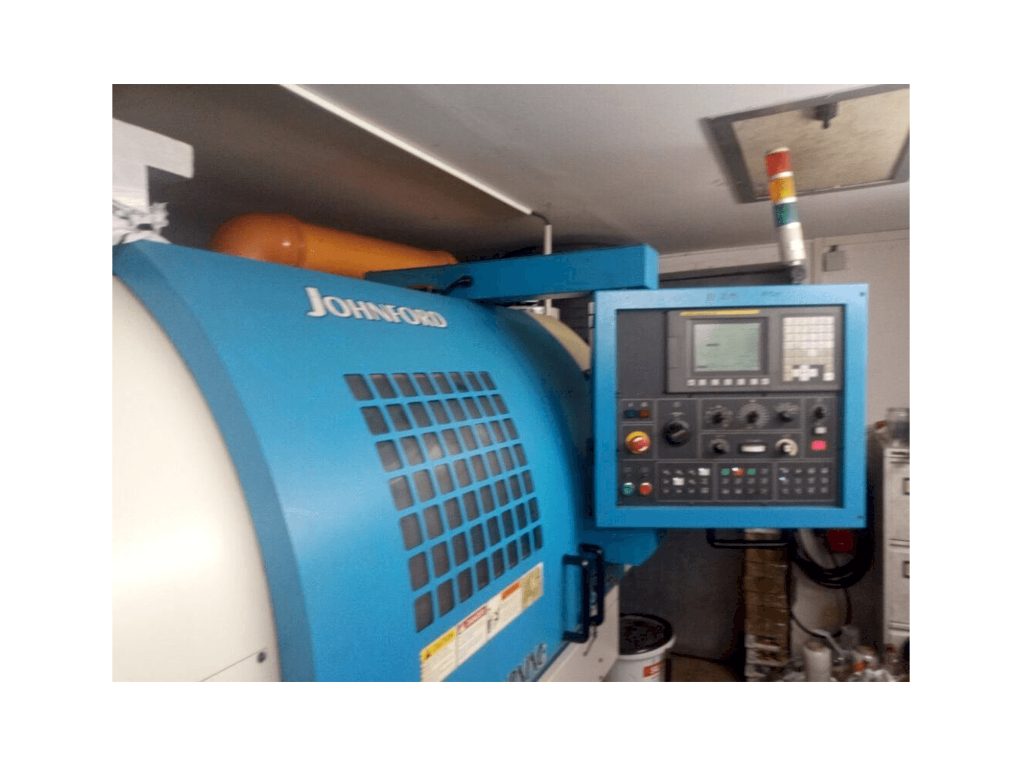 Masina Johnford SL-40 eestvaade