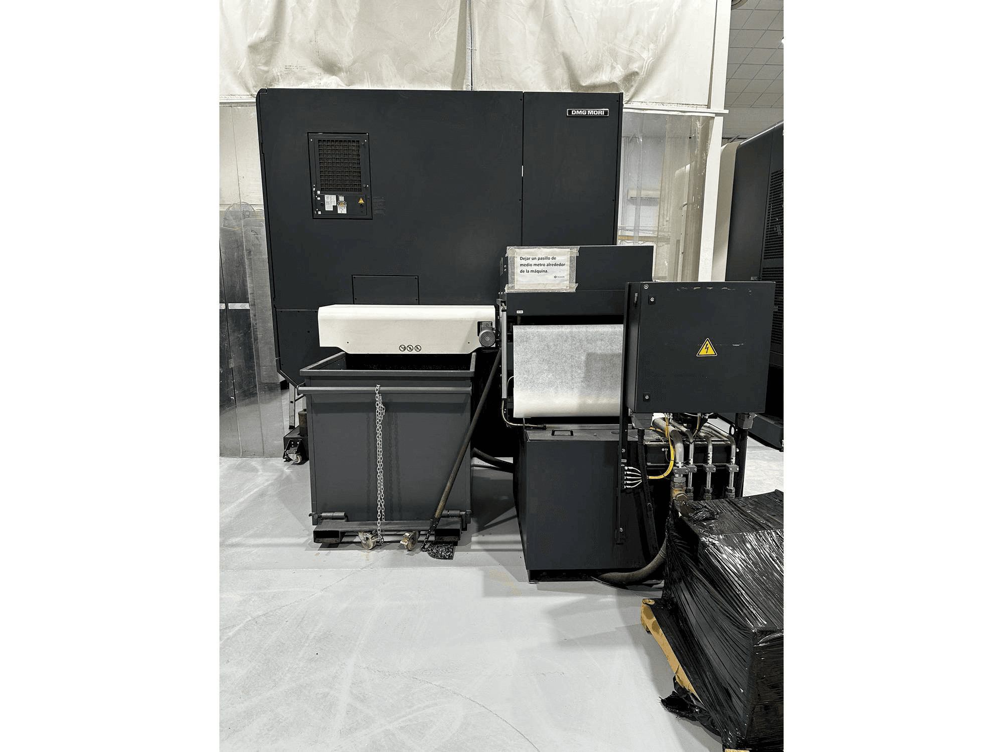 Masina DMG MORI DMU 95 monoBLOCK tagantvaade