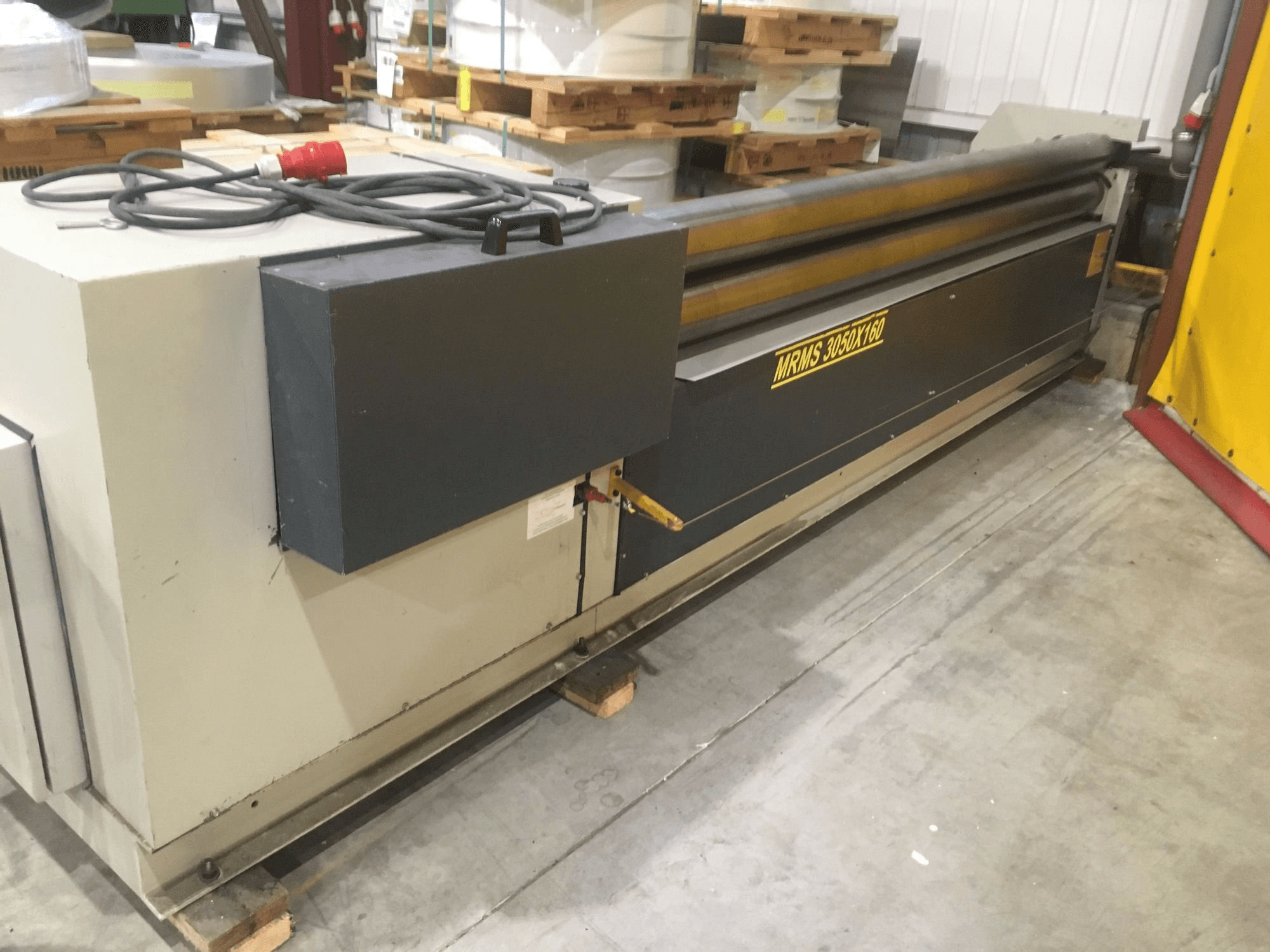 Masina Sahinler MRM-S 3050X160 eestvaade