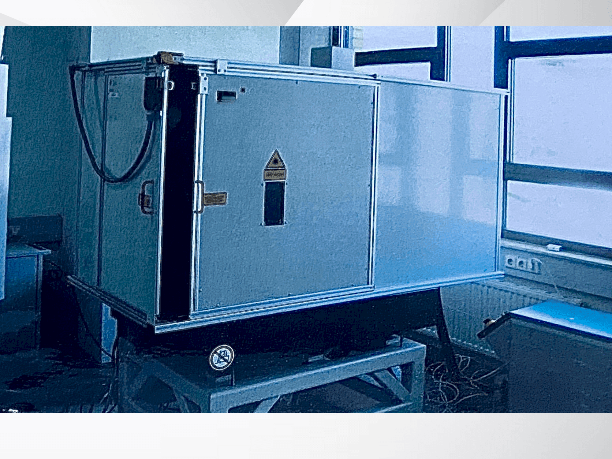 Masina LASAG KLS 246 CL60 eestvaade