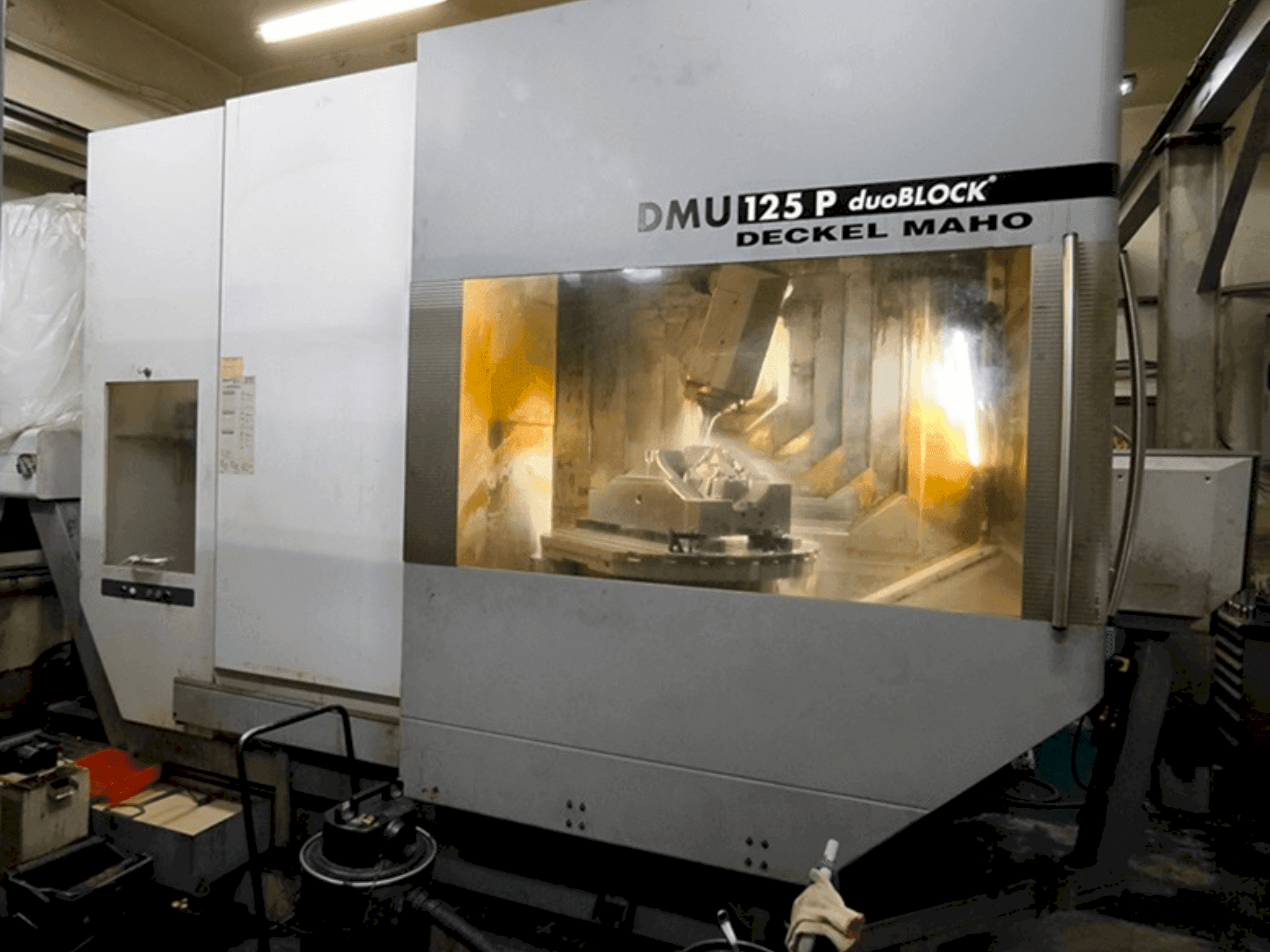 Masina DECKEL MAHO DMU 125 P duoBLOCK eestvaade