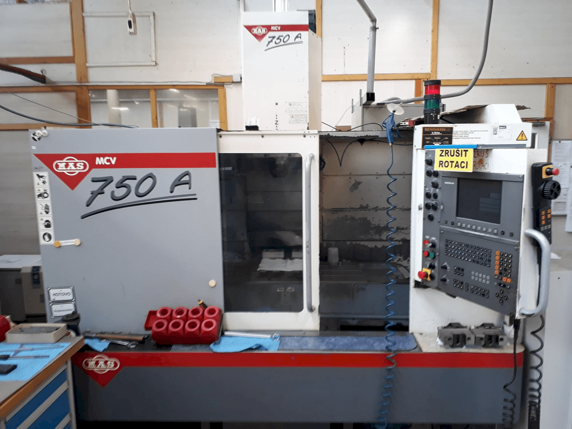 Masina KOVOSVIT MAS MCV 750A eestvaade