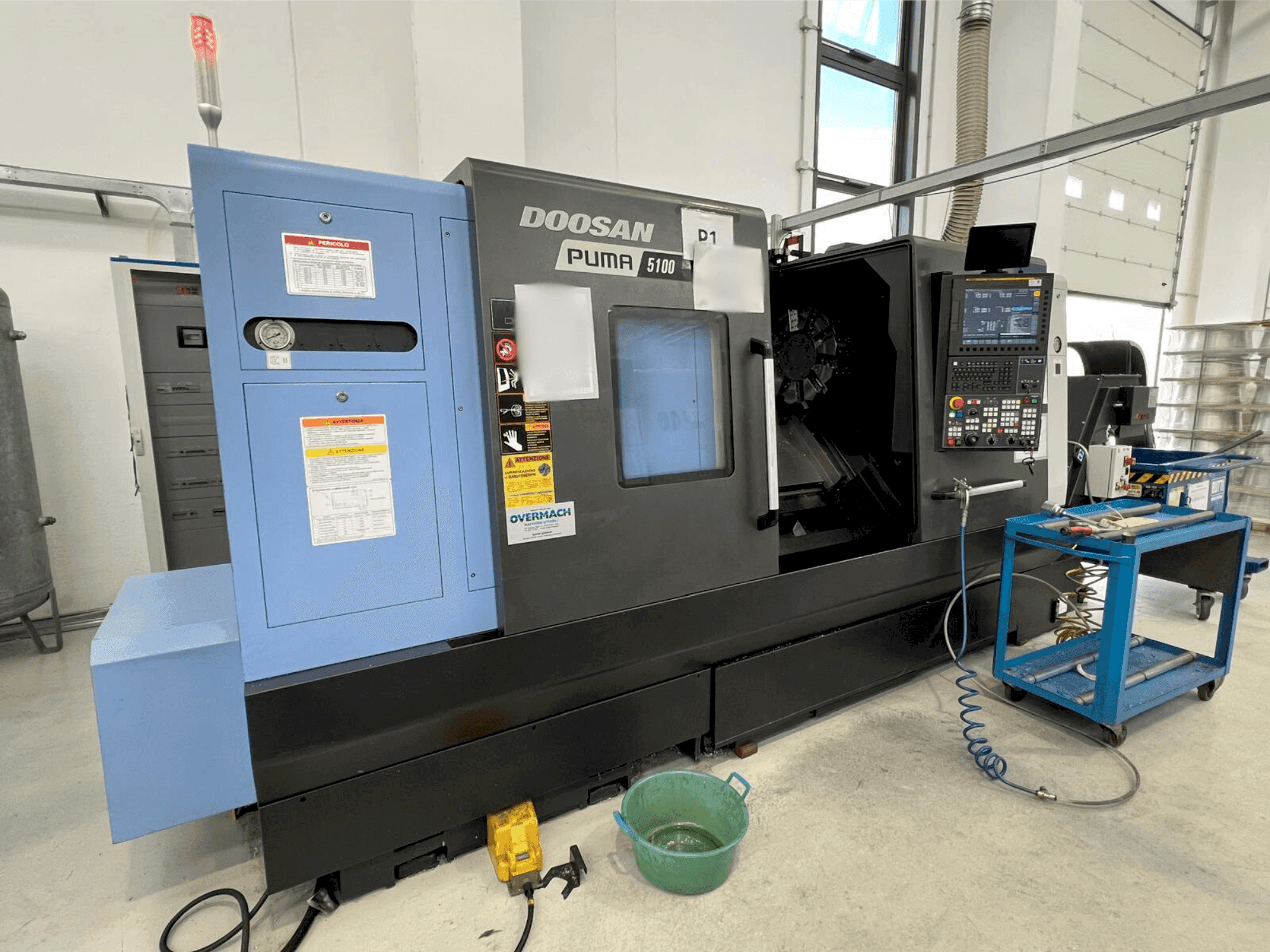 Masina DOOSAN Puma 5100B eestvaade