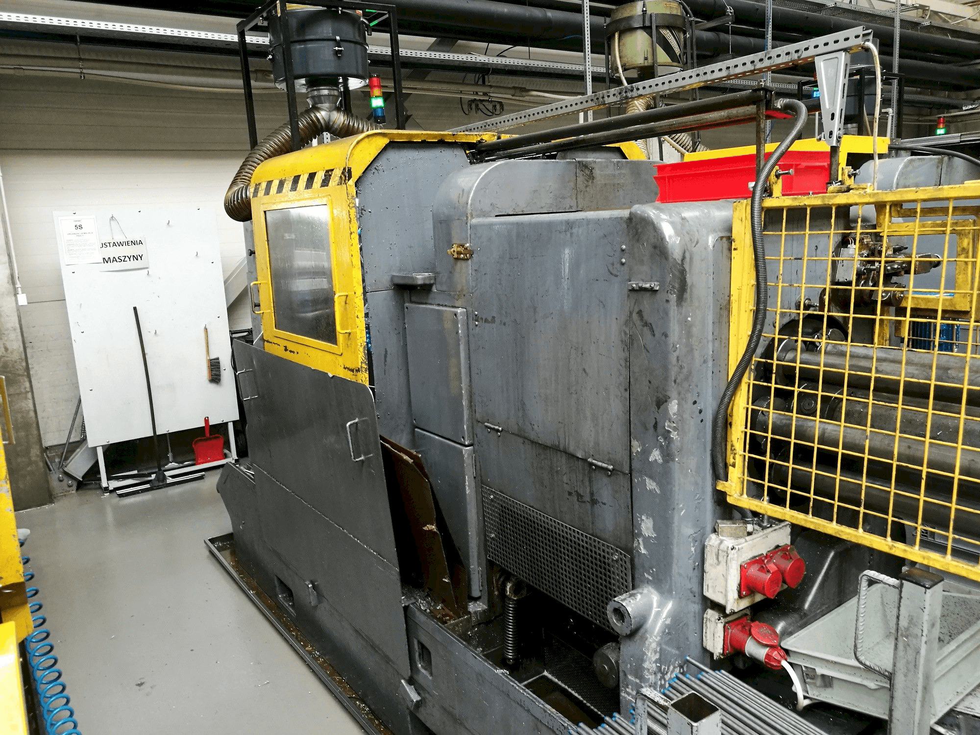 Masina Wickman 1 3/8"-6 eestvaade