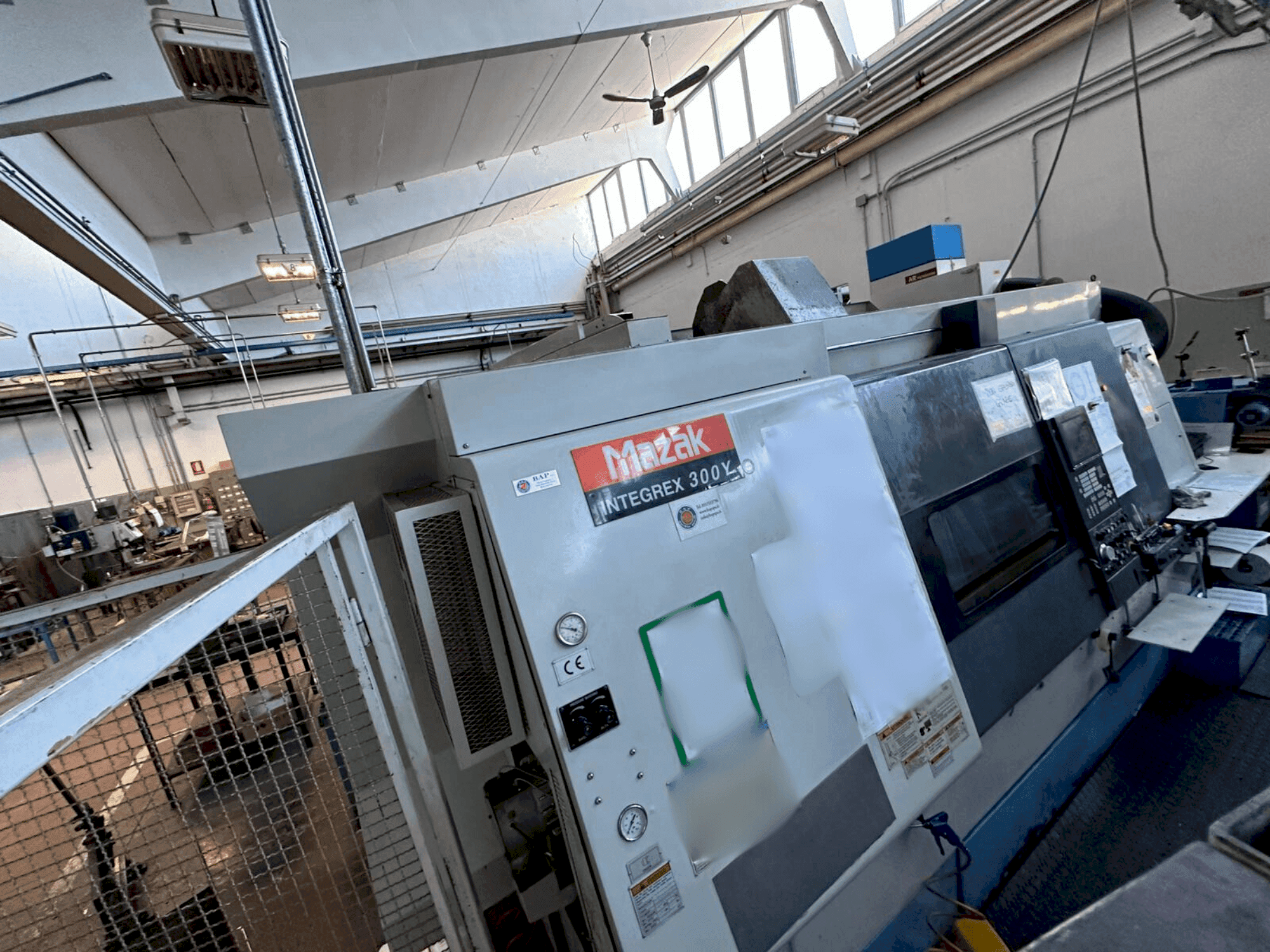 Masina Mazak INTEGREX 300Y eestvaade