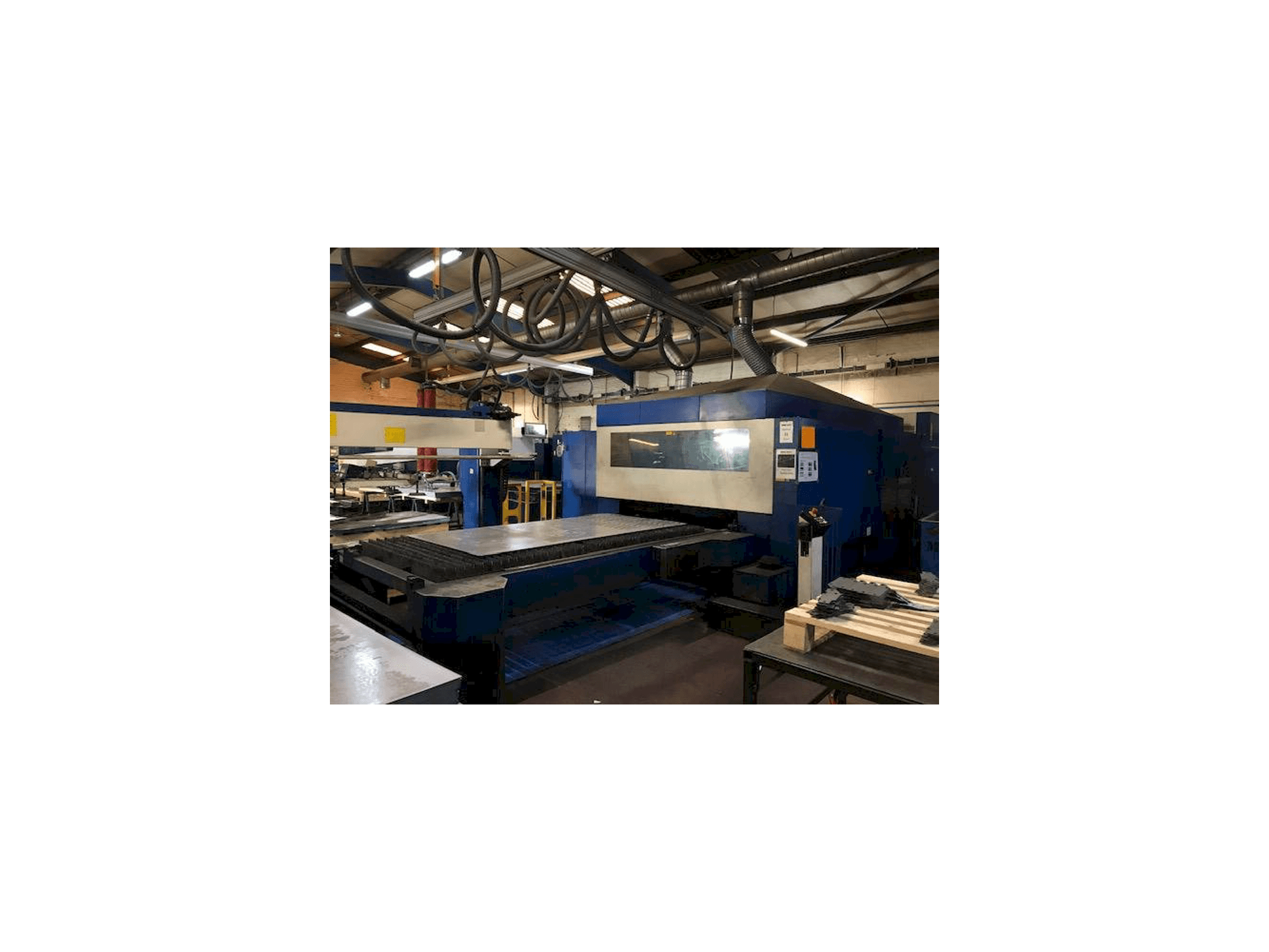 Masina Trumpf Traumatic L 3050 eestvaade