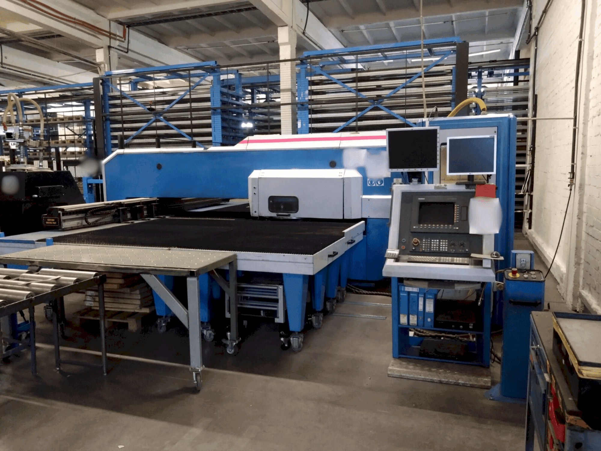 Masina Finn-Power F6-25 5B eestvaade