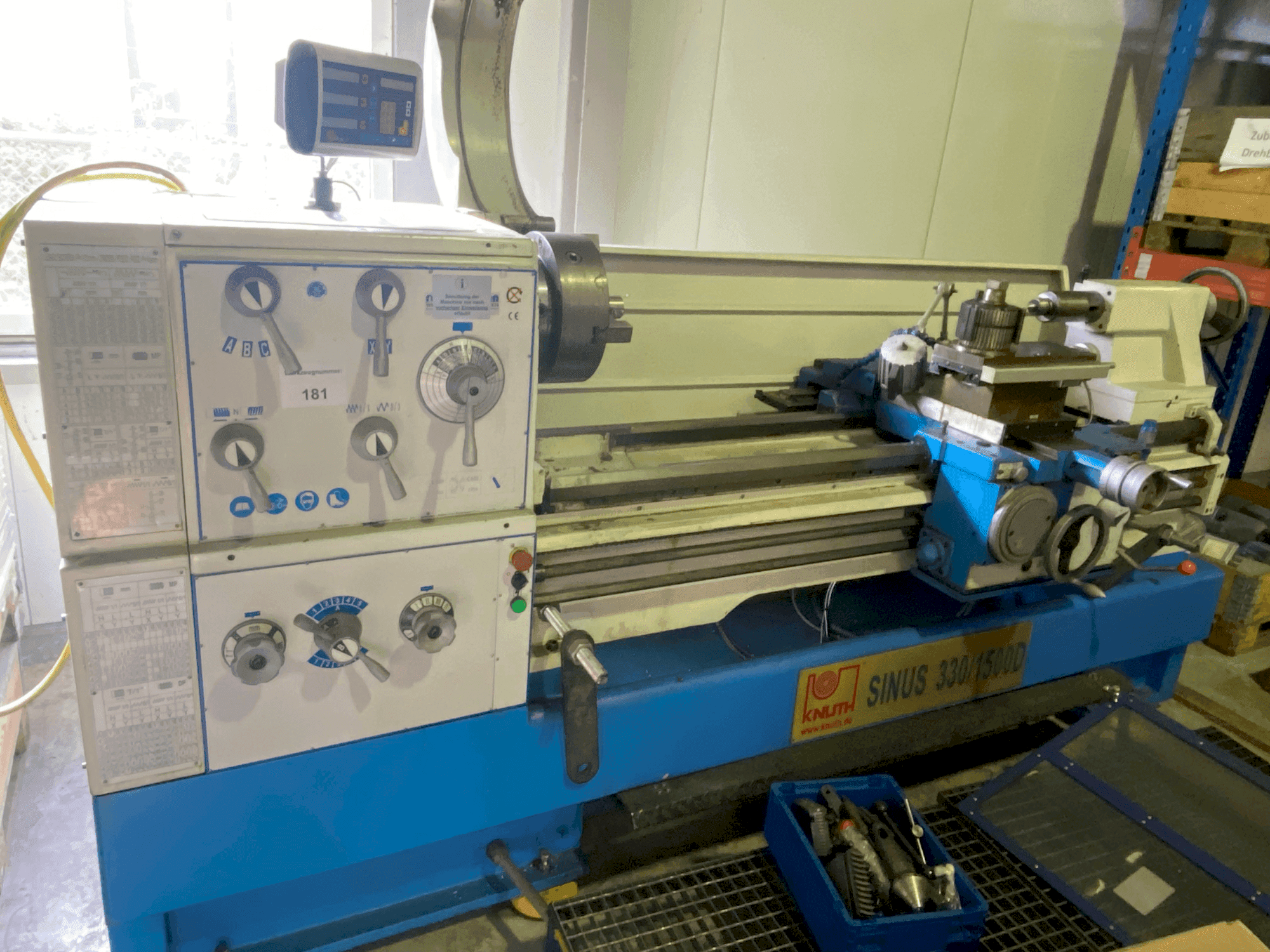 Masina KNUTH SINUS 330/1500 D eestvaade