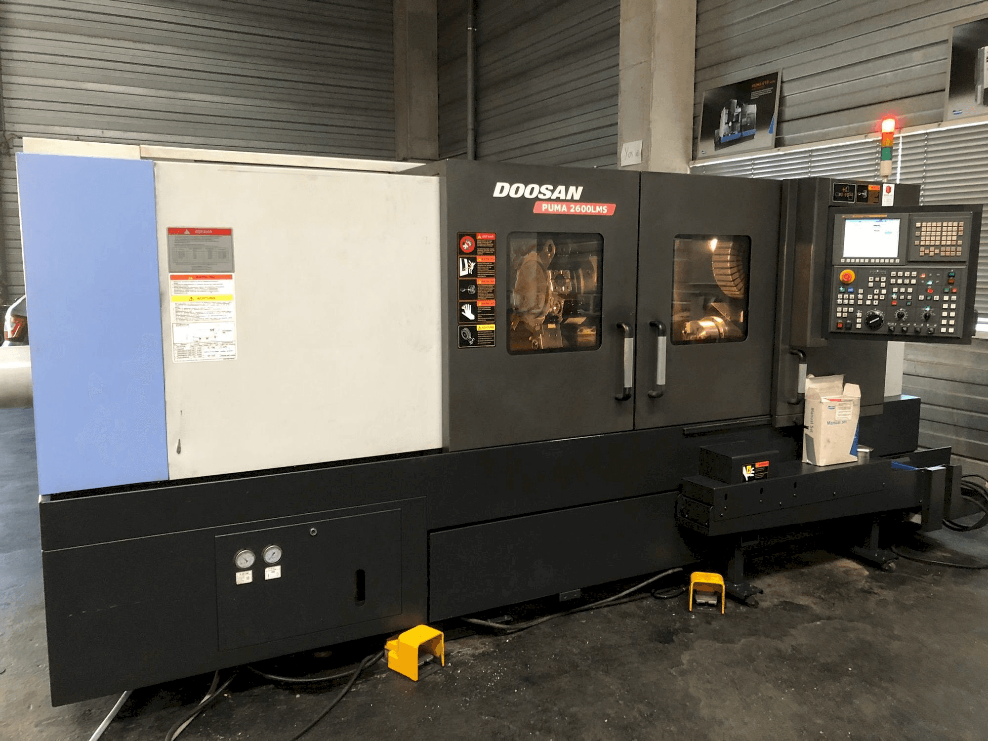 Masina Doosan Puma 2600 LMS eestvaade