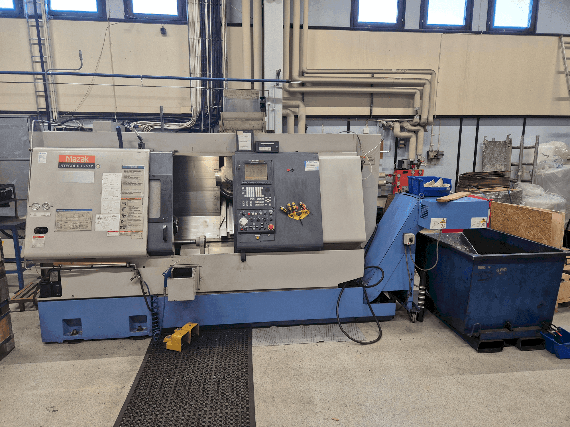 Masina Mazak Integrex 200Y eestvaade