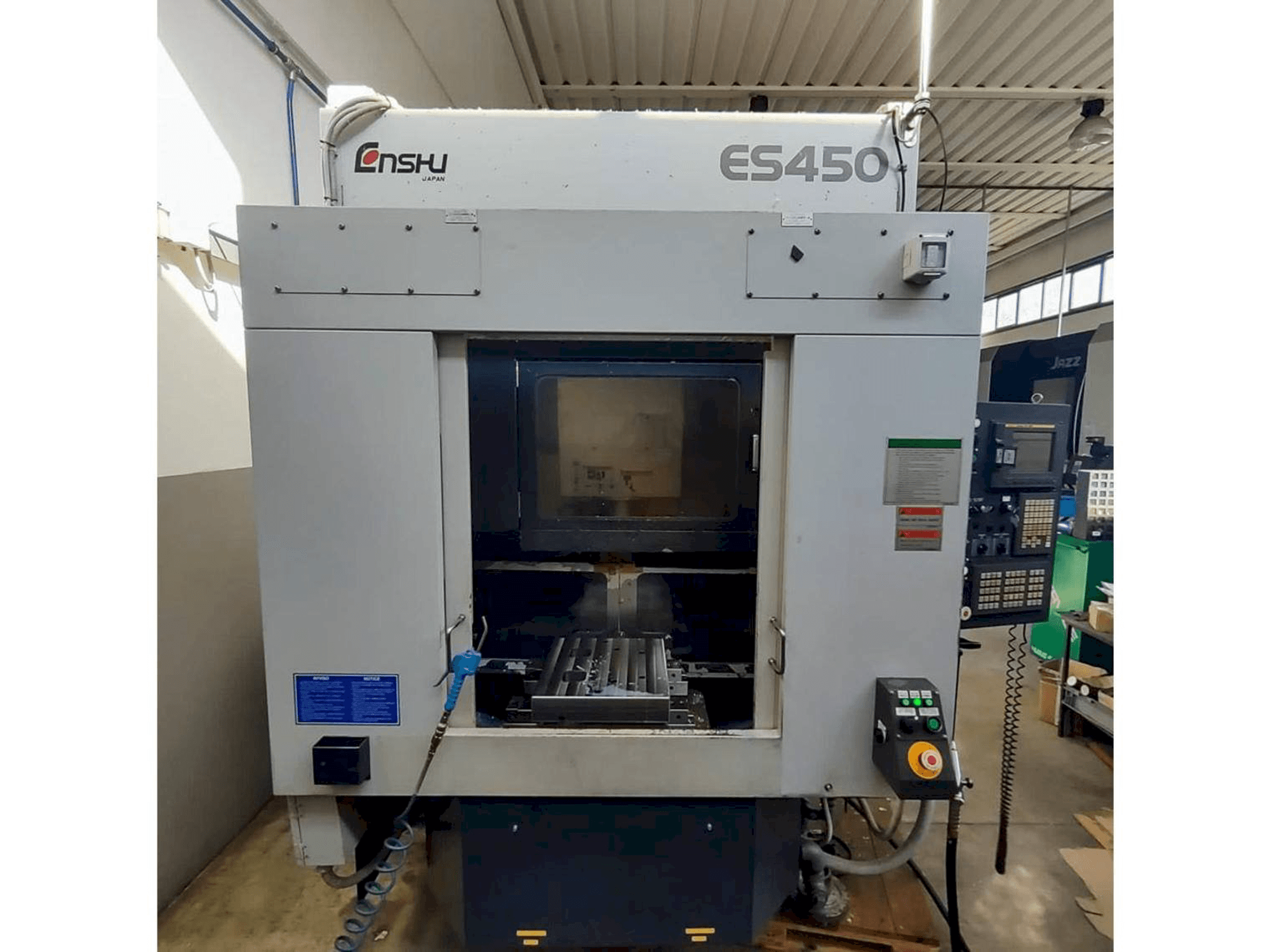 Masina Enshu ES450 eestvaade