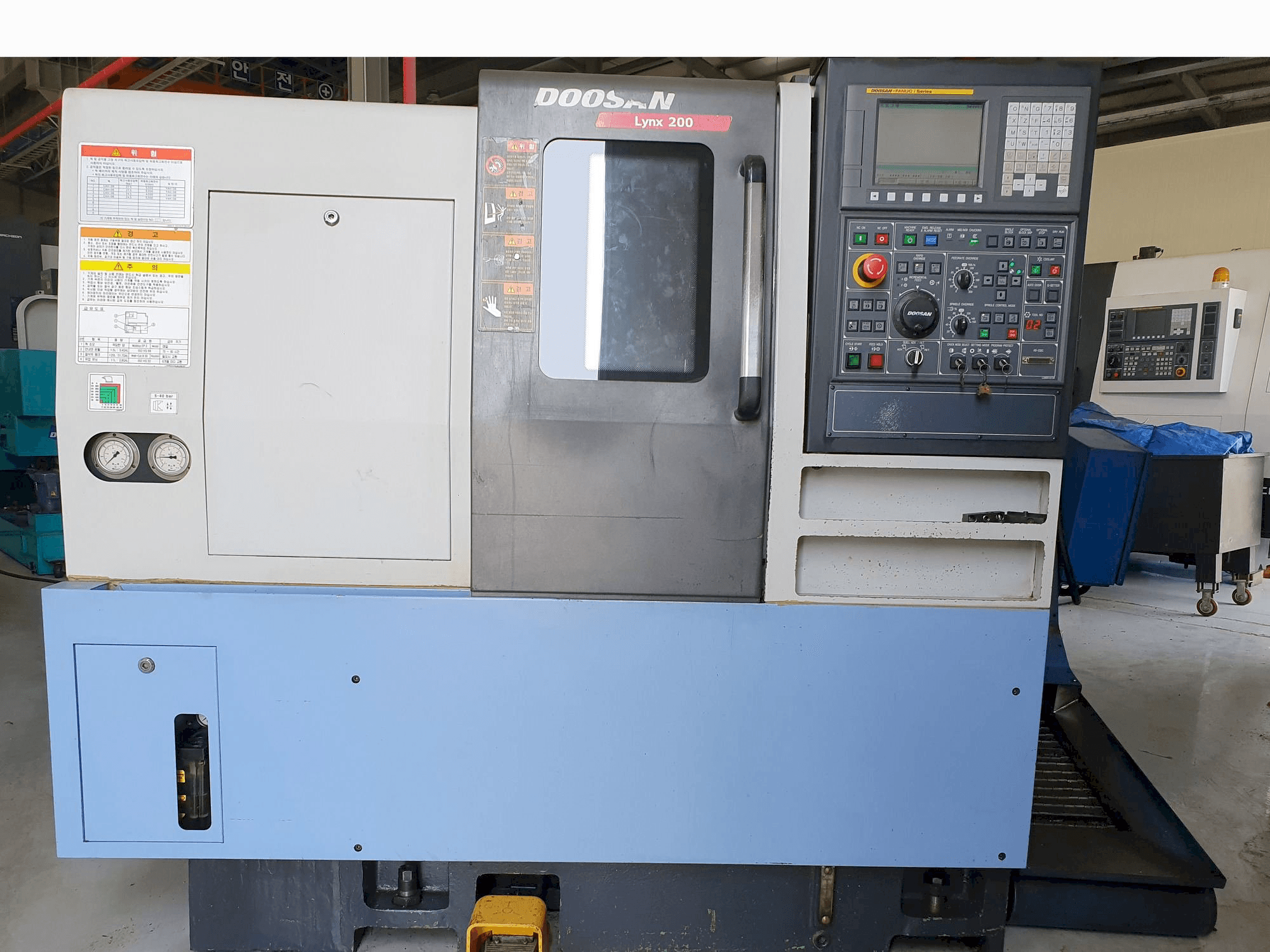 Masina Doosan LYNX 200 A eestvaade