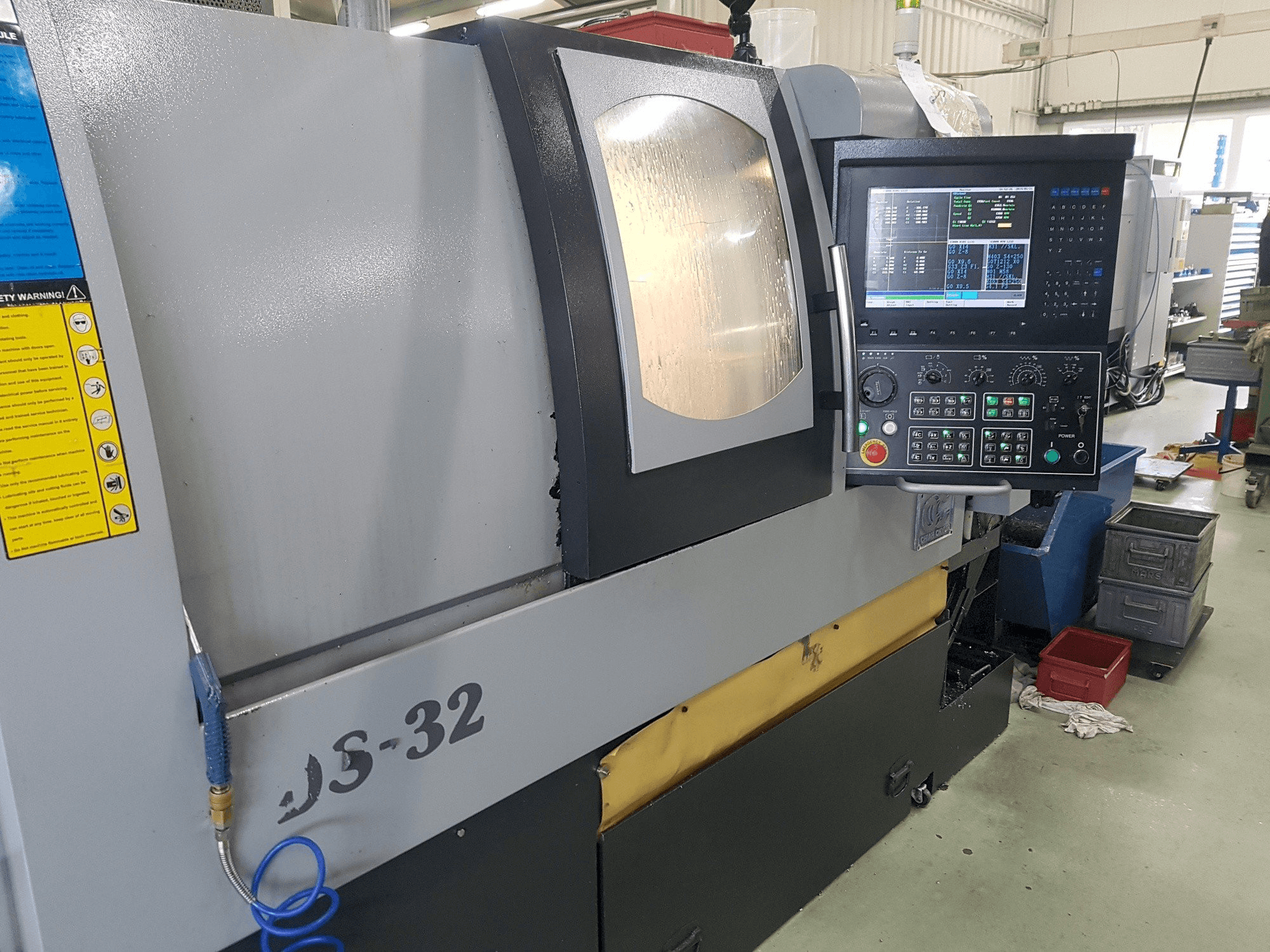 Masina Chiah-Chyun CDS-32 eestvaade